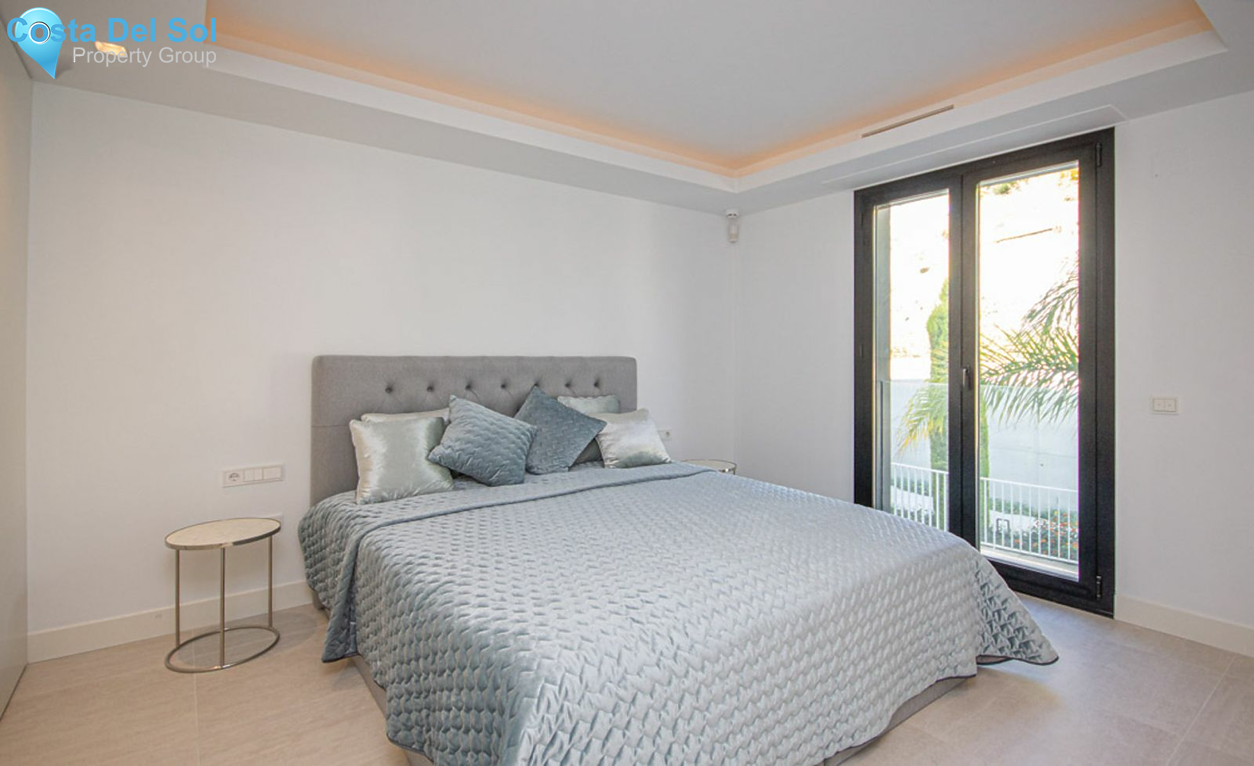 Middle Floor Apartment in Nueva Andalucía-1148768