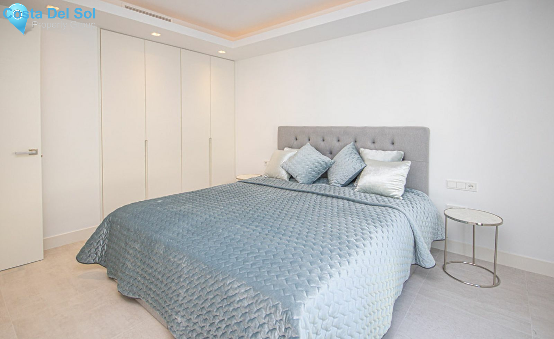 Middle Floor Apartment in Nueva Andalucía-1148769