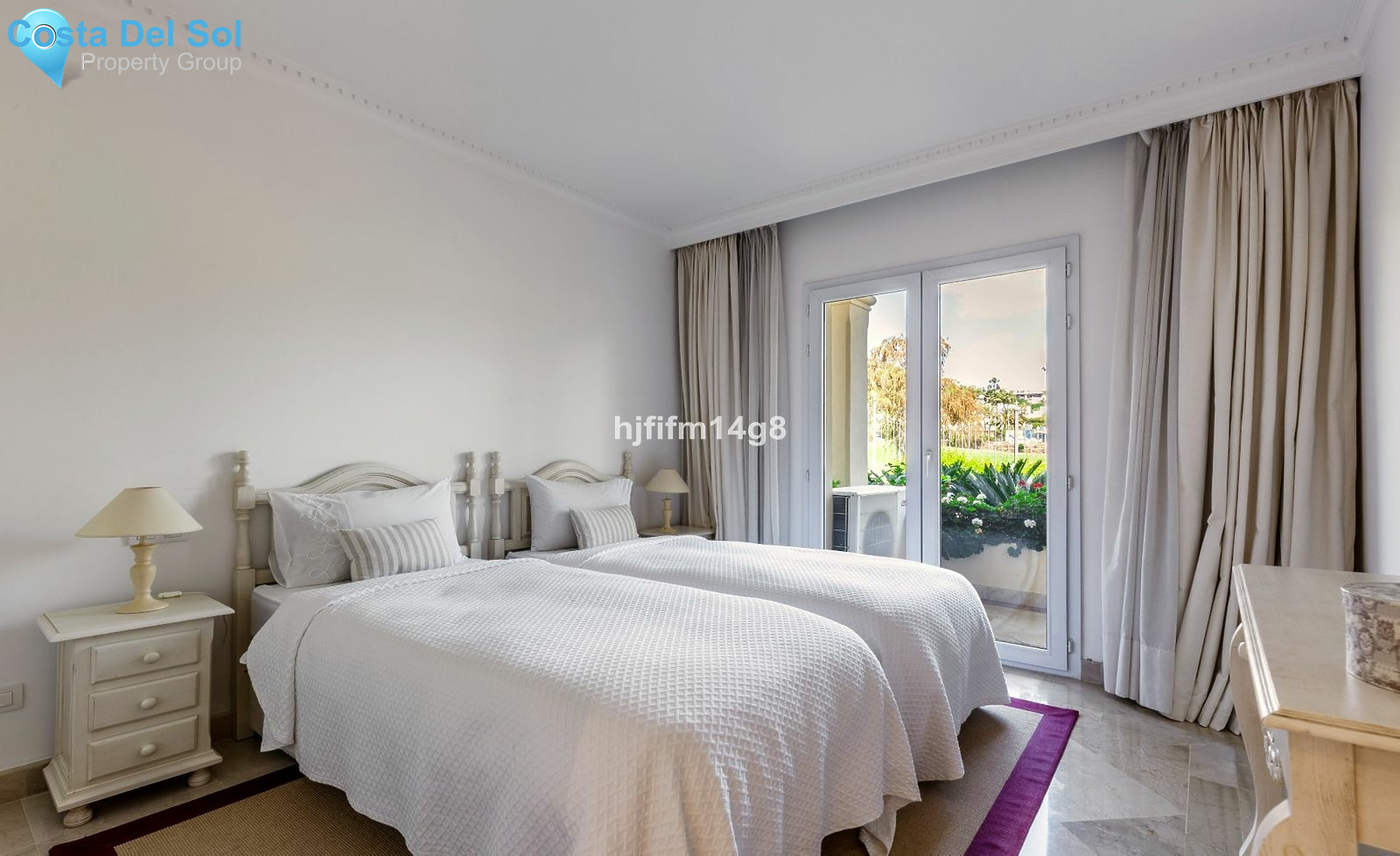 Middle Floor Apartment in Nueva Andalucía-1149135