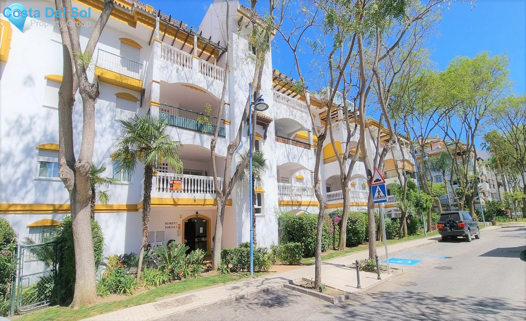 Middle Floor Apartment in Nueva Andalucía