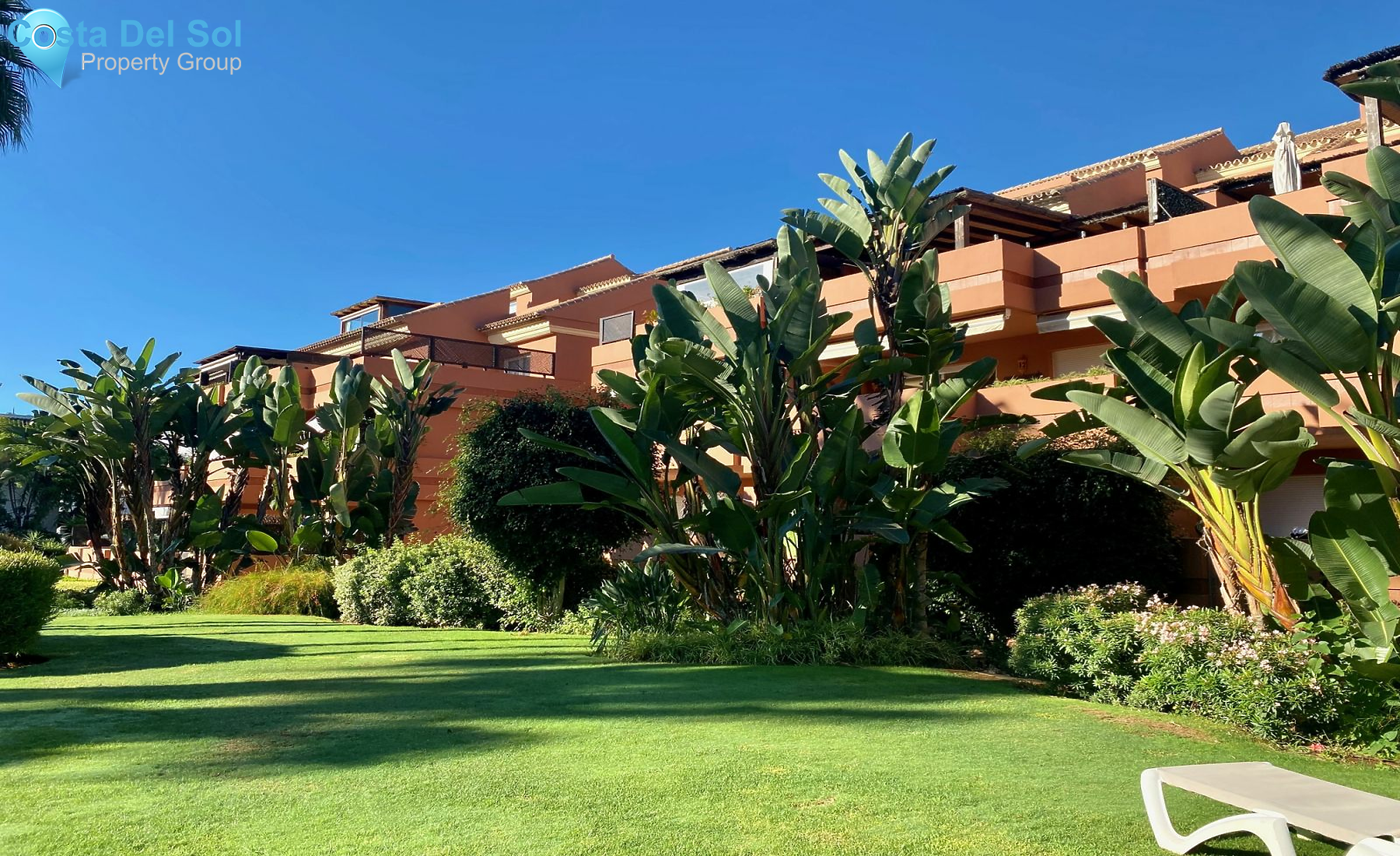 Middle Floor Apartment in Nueva Andalucía