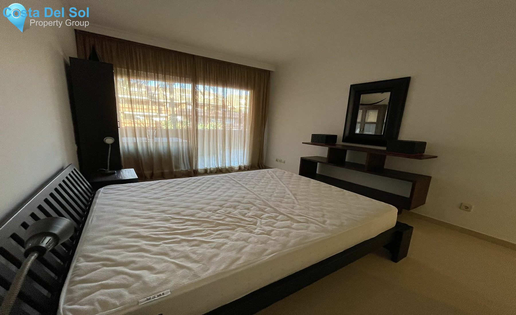 Middle Floor Apartment in Nueva Andalucía-1151635
