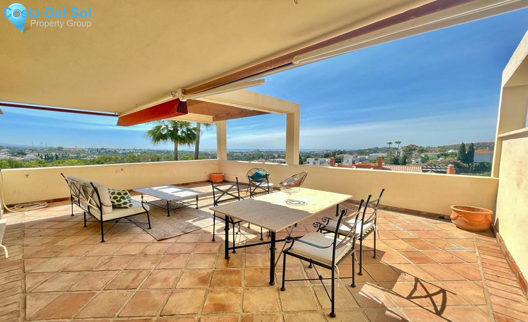 Middle Floor Apartment in Nueva Andalucía-1151765