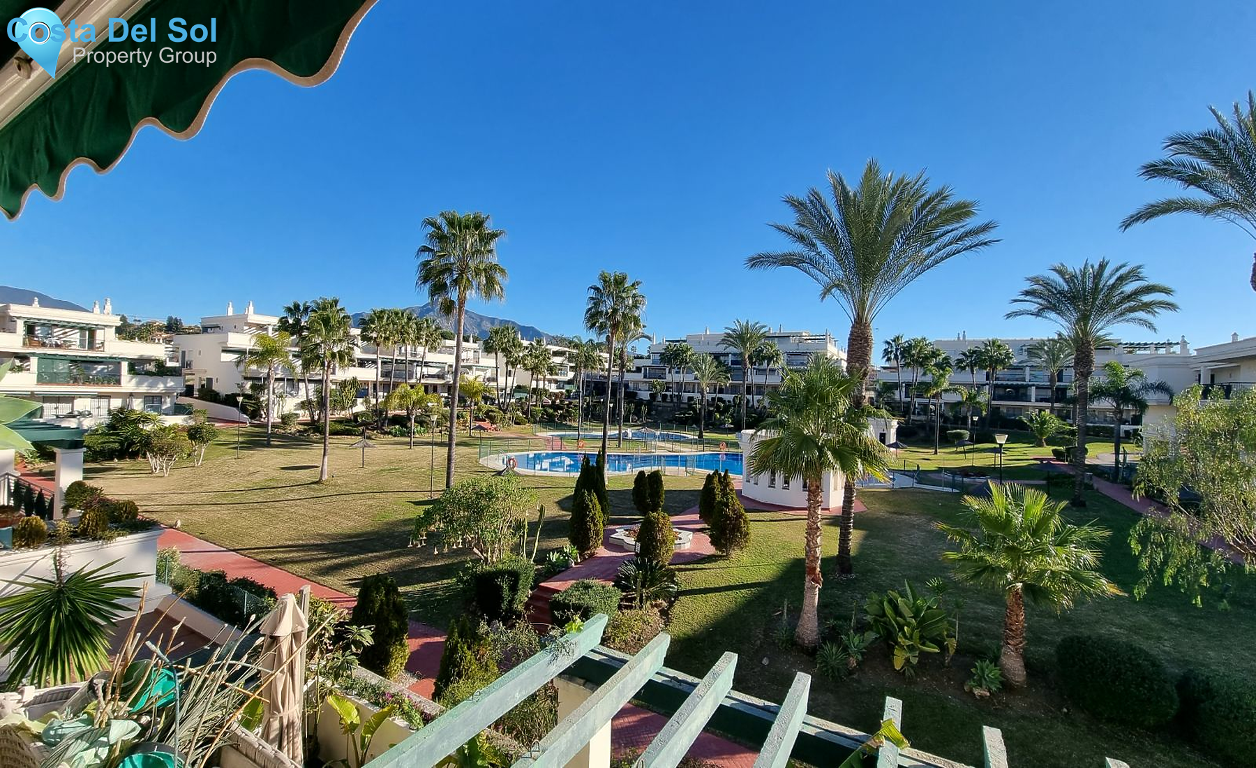 Middle Floor Apartment in Nueva Andalucía-1154166
