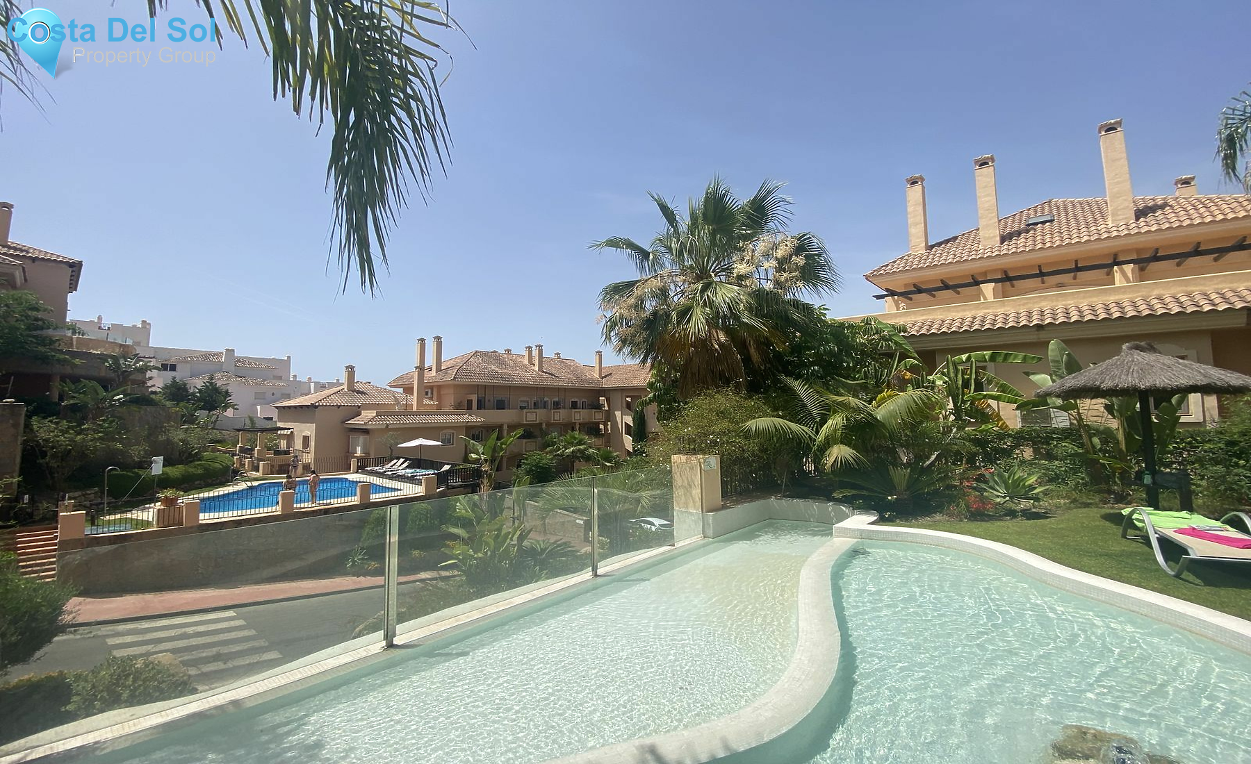Middle Floor Apartment in Nueva Andalucía-1156574