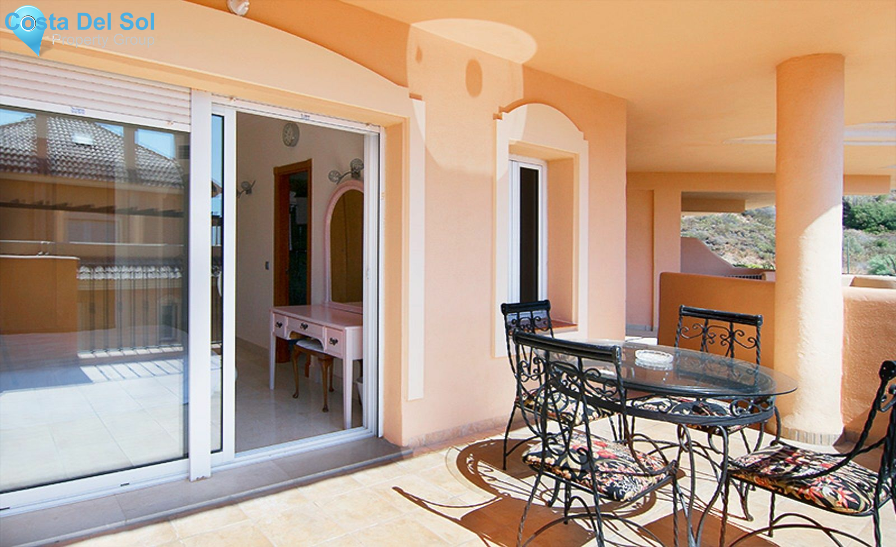 Middle Floor Apartment in Nueva Andalucía-1156558
