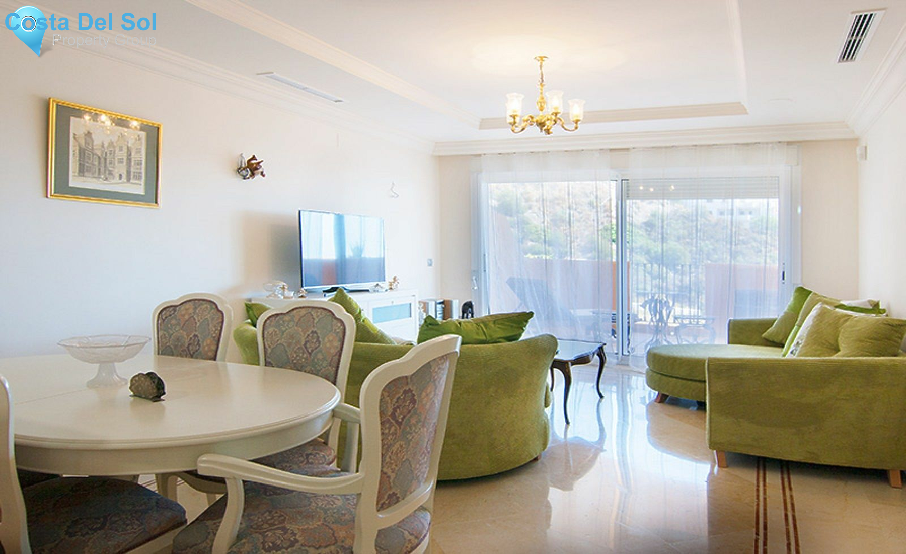 Middle Floor Apartment in Nueva Andalucía-1156561