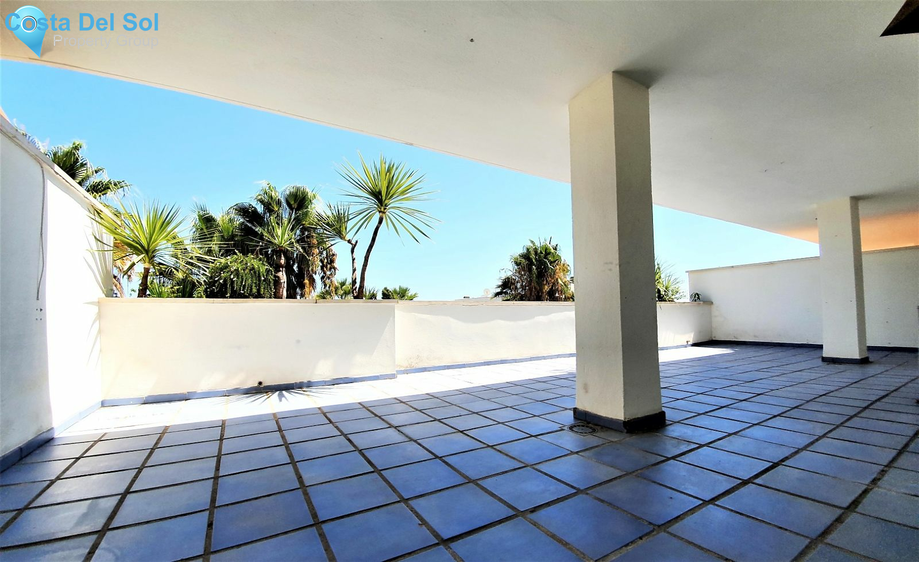 Middle Floor Apartment in Nueva Andalucía-1156729