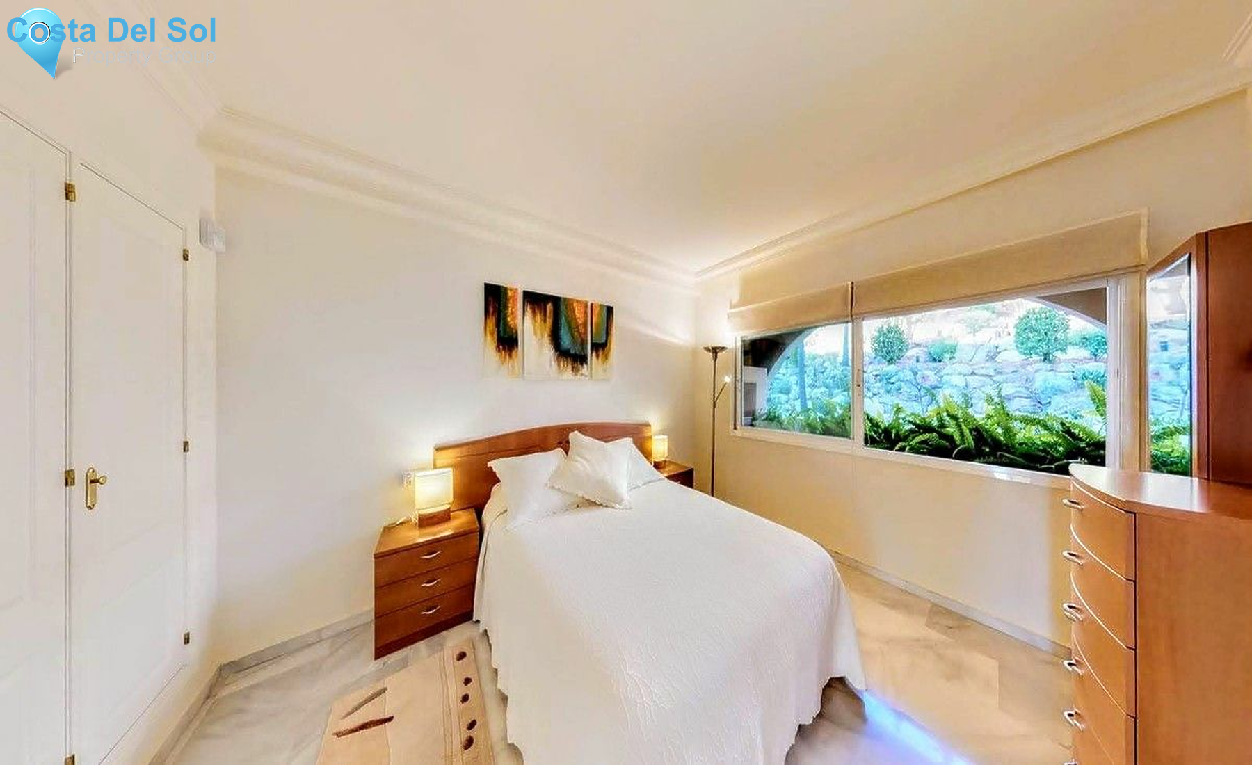 Middle Floor Apartment in Nueva Andalucía