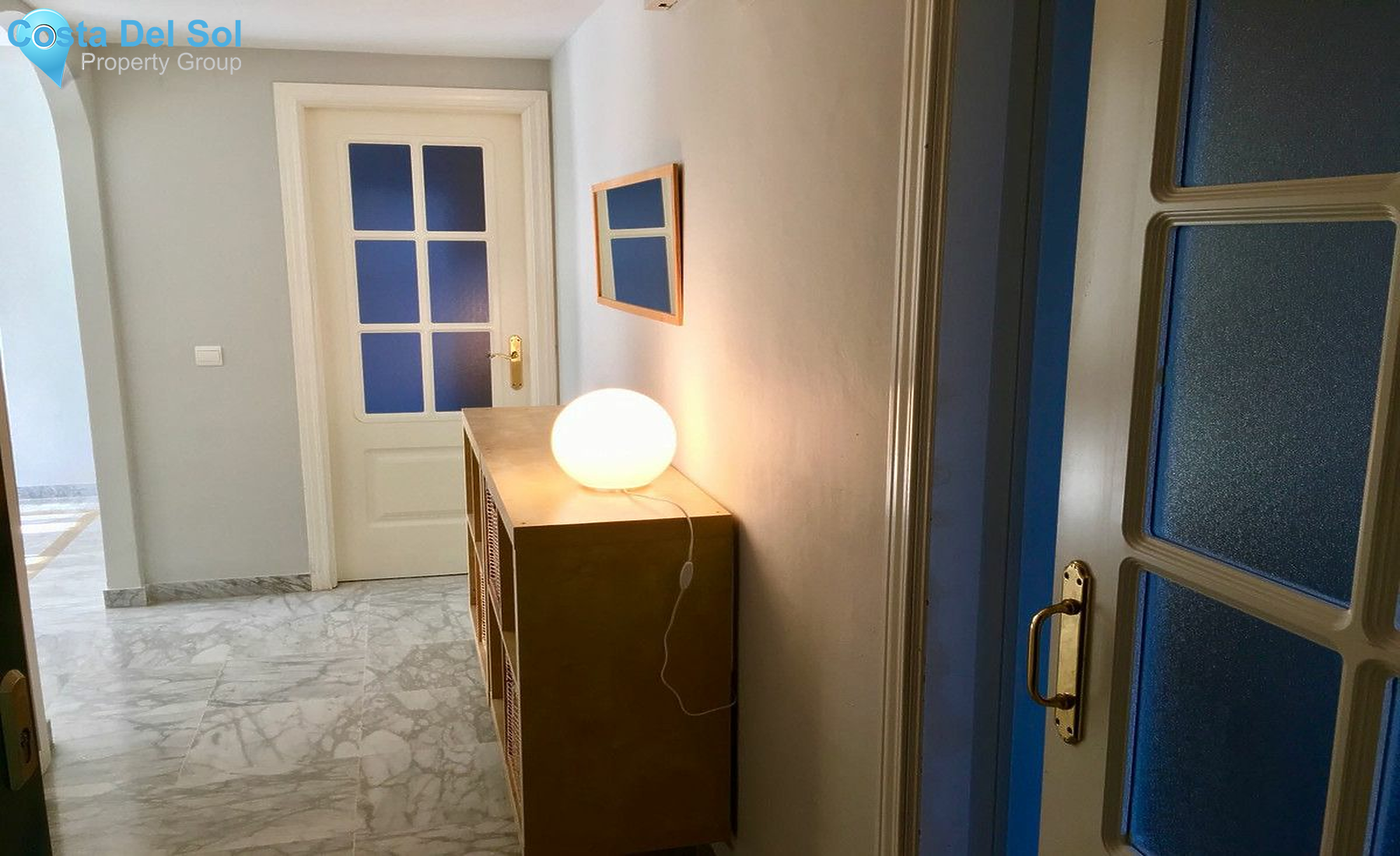 Middle Floor Apartment in Nueva Andalucía-1163488