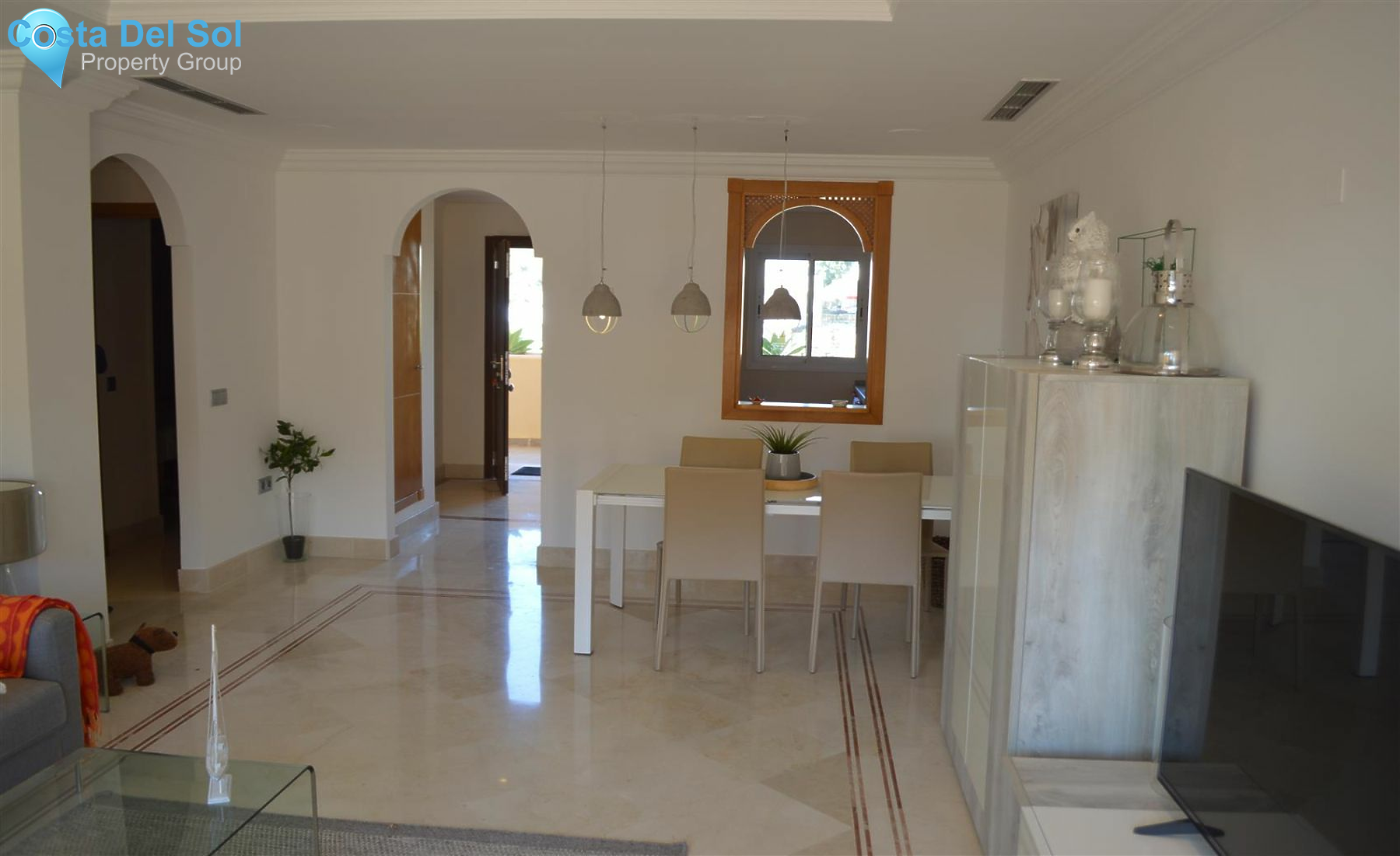 Middle Floor Apartment in Nueva Andalucía-1164337