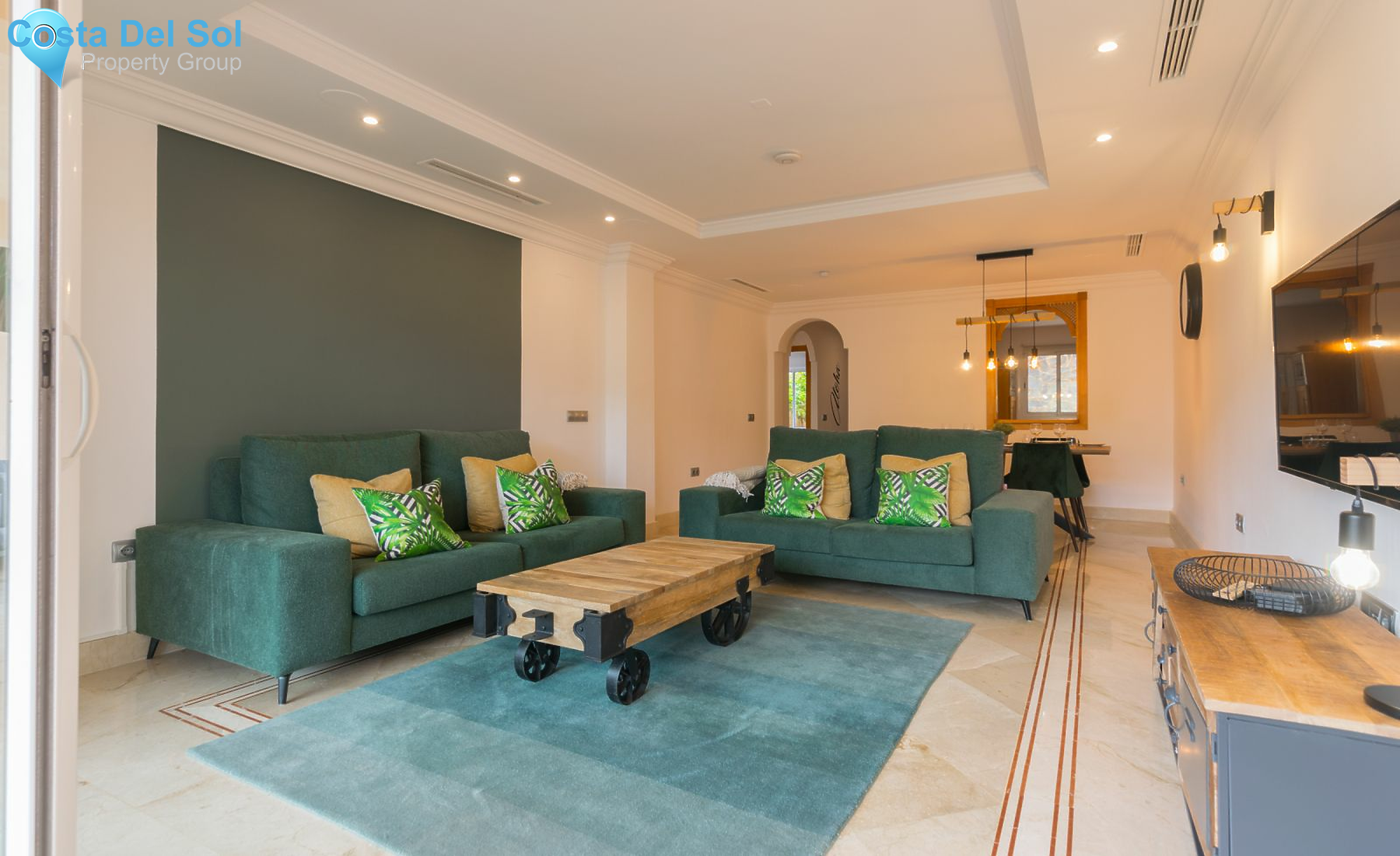 Middle Floor Apartment in Nueva Andalucía-1164999