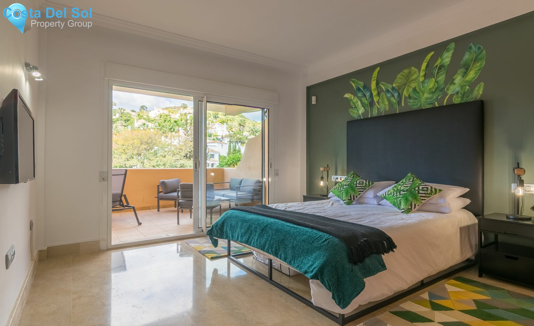 Middle Floor Apartment in Nueva Andalucía-1164986
