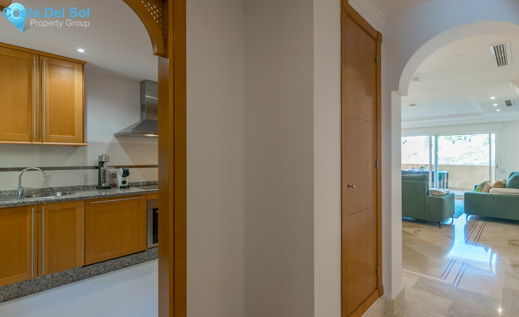 Middle Floor Apartment in Nueva Andalucía-1164989
