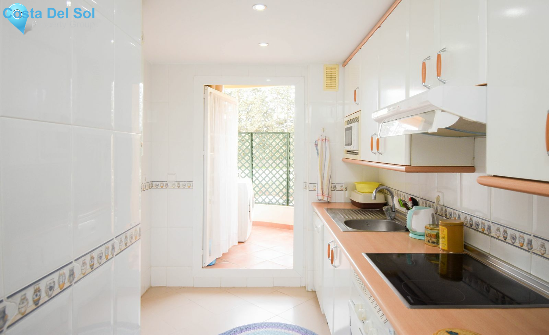 Middle Floor Apartment in Nueva Andalucía-1167158