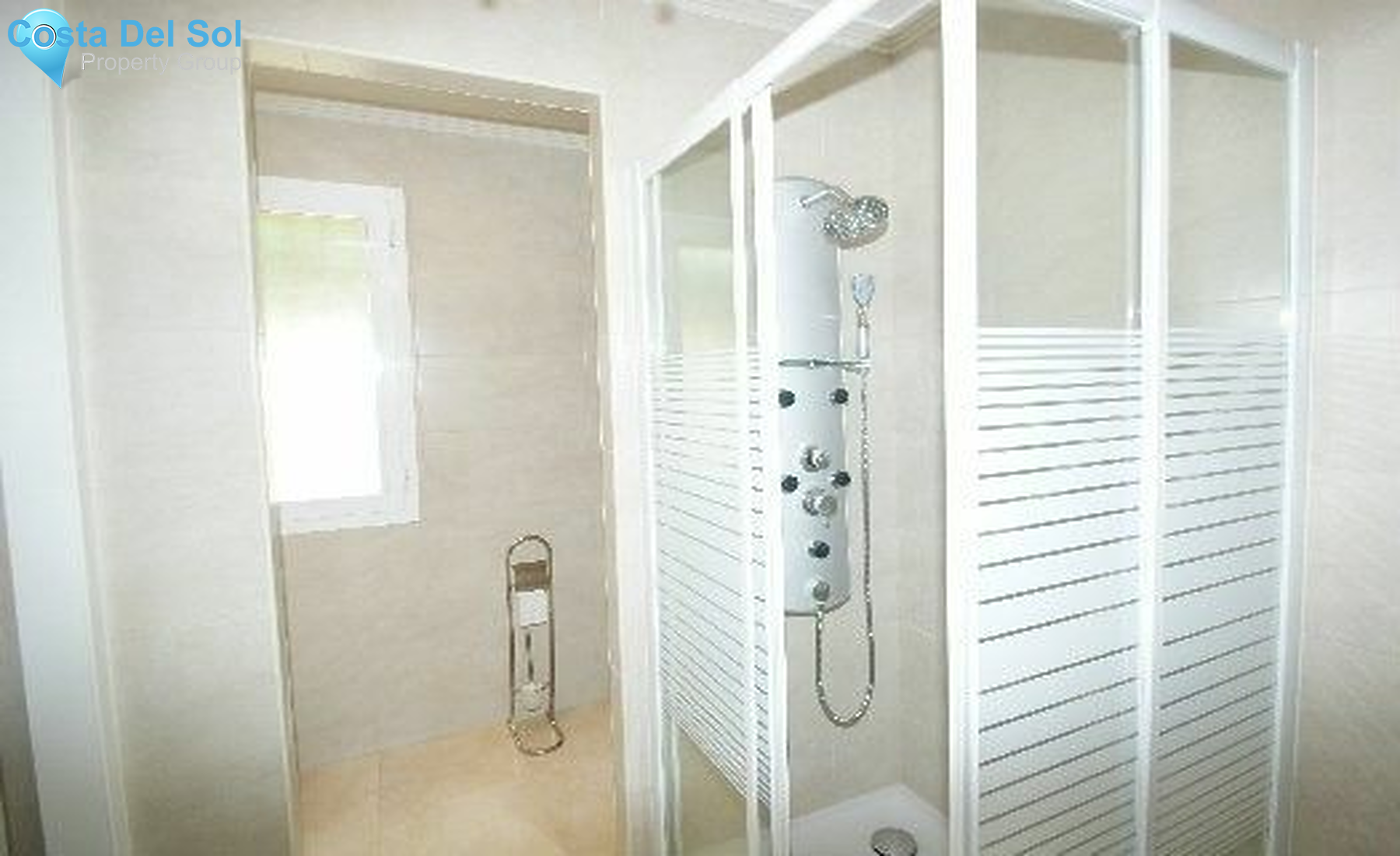 Middle Floor Apartment in Nueva Andalucía-1168260