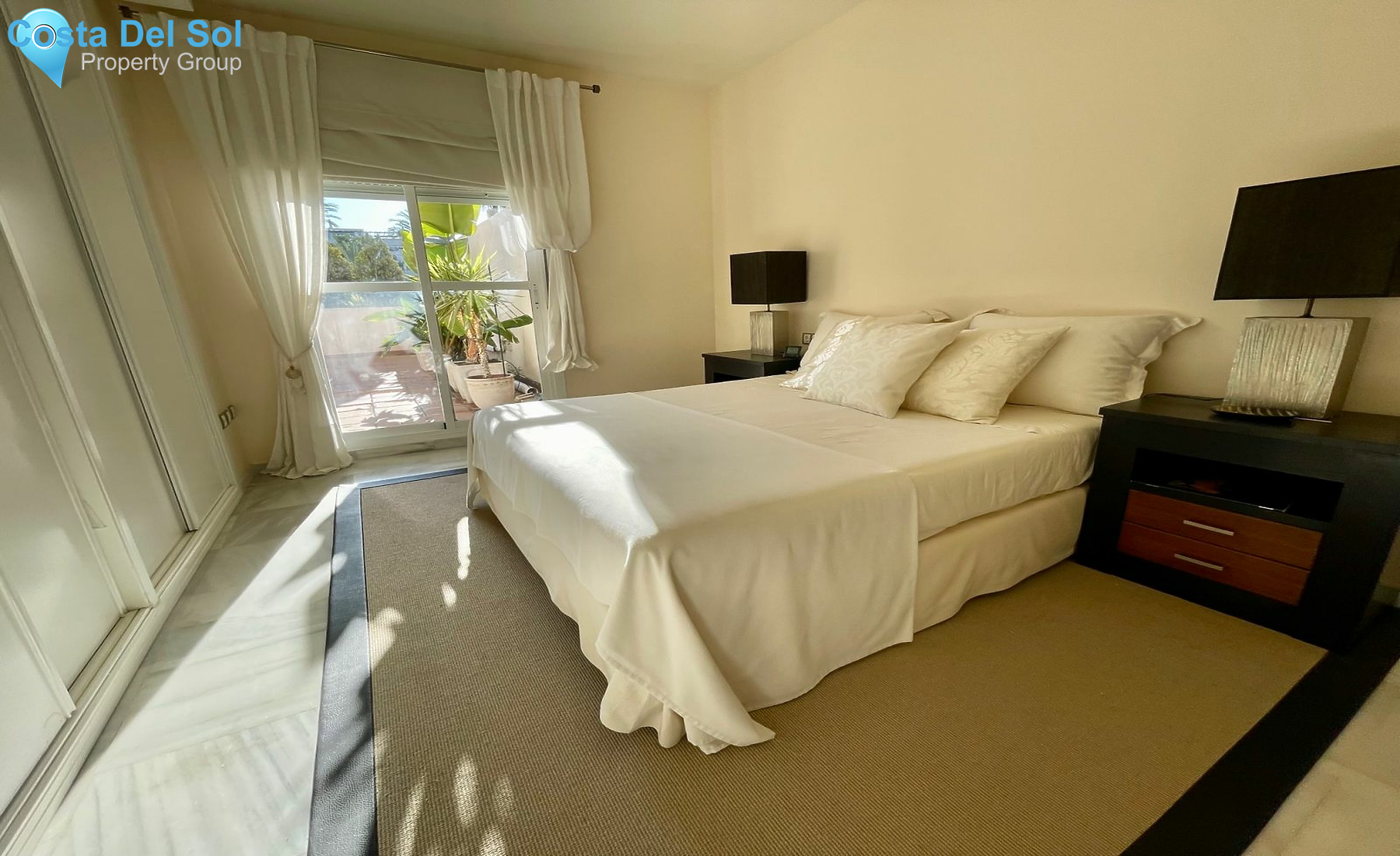 Middle Floor Apartment in Nueva Andalucía-1175351