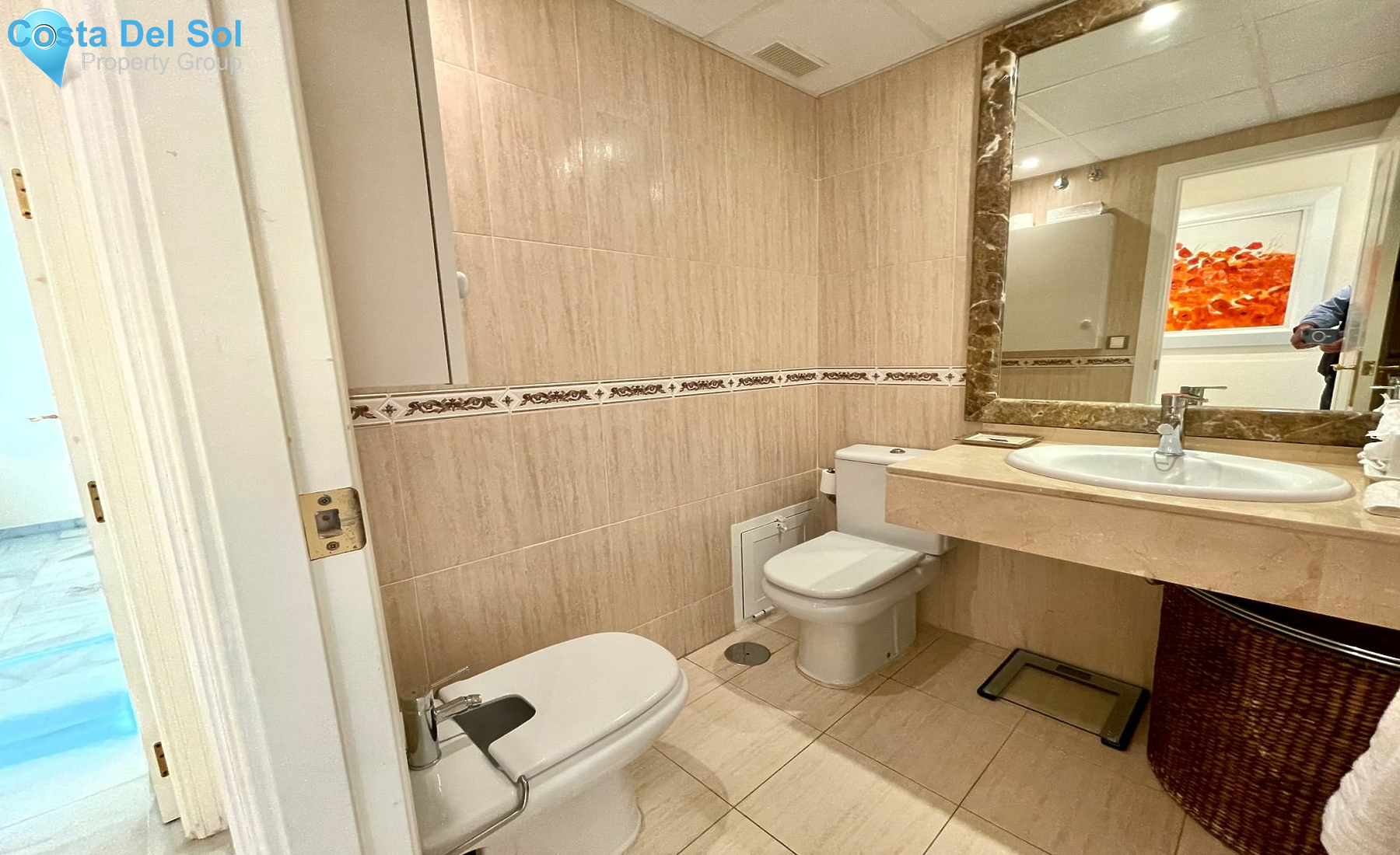 Middle Floor Apartment in Nueva Andalucía-1175346