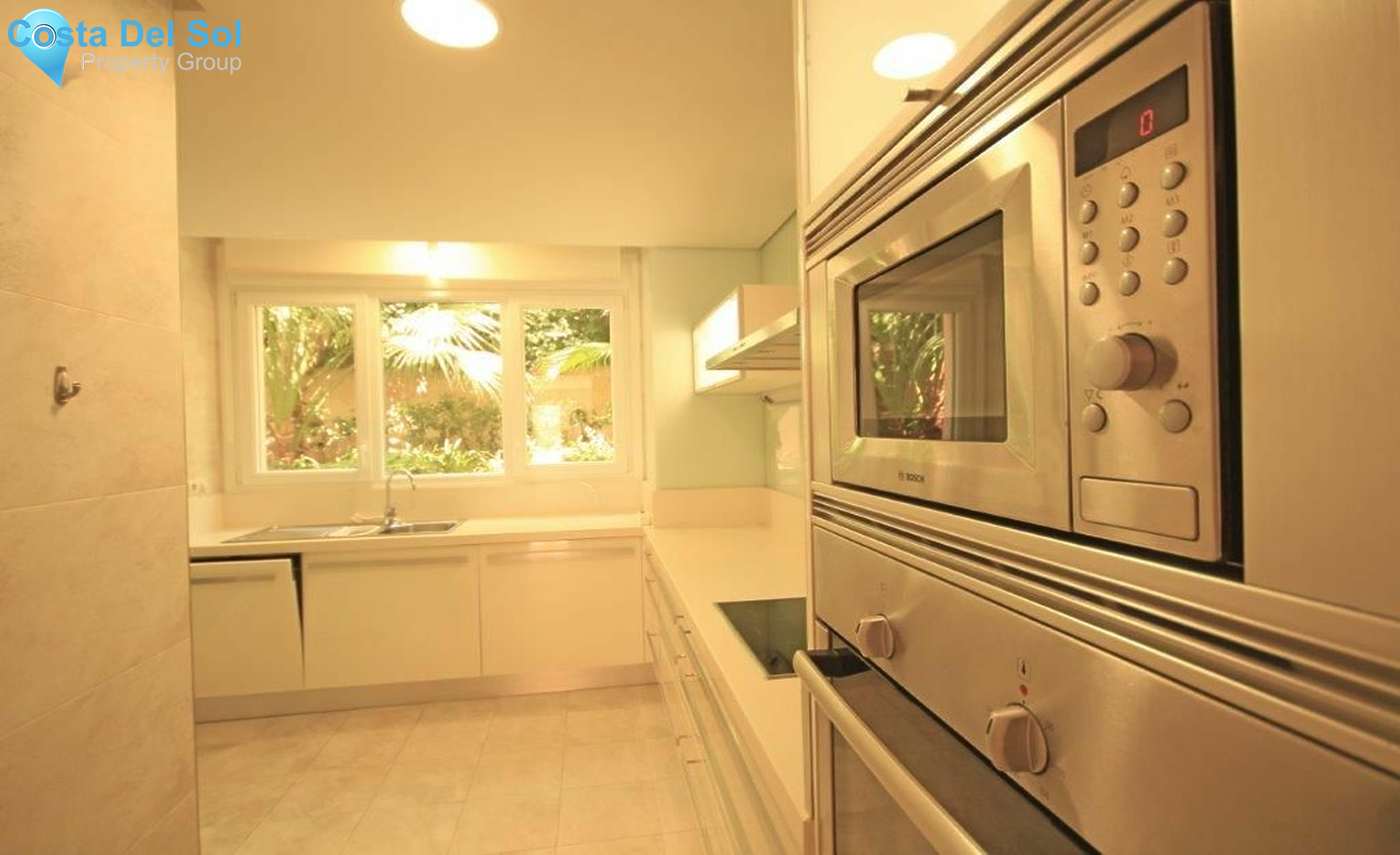 Middle Floor Apartment in Nueva Andalucía-1184775