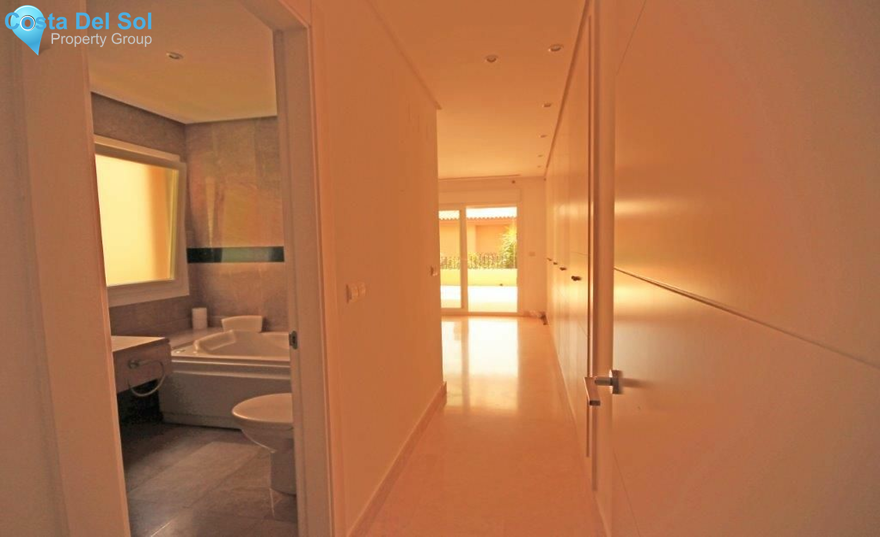 Middle Floor Apartment in Nueva Andalucía-1184782