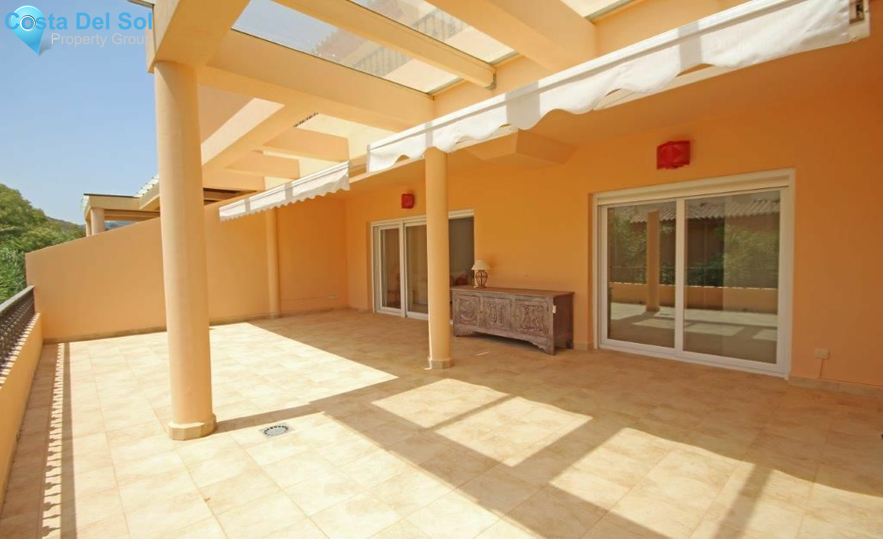 Middle Floor Apartment in Nueva Andalucía-1184766