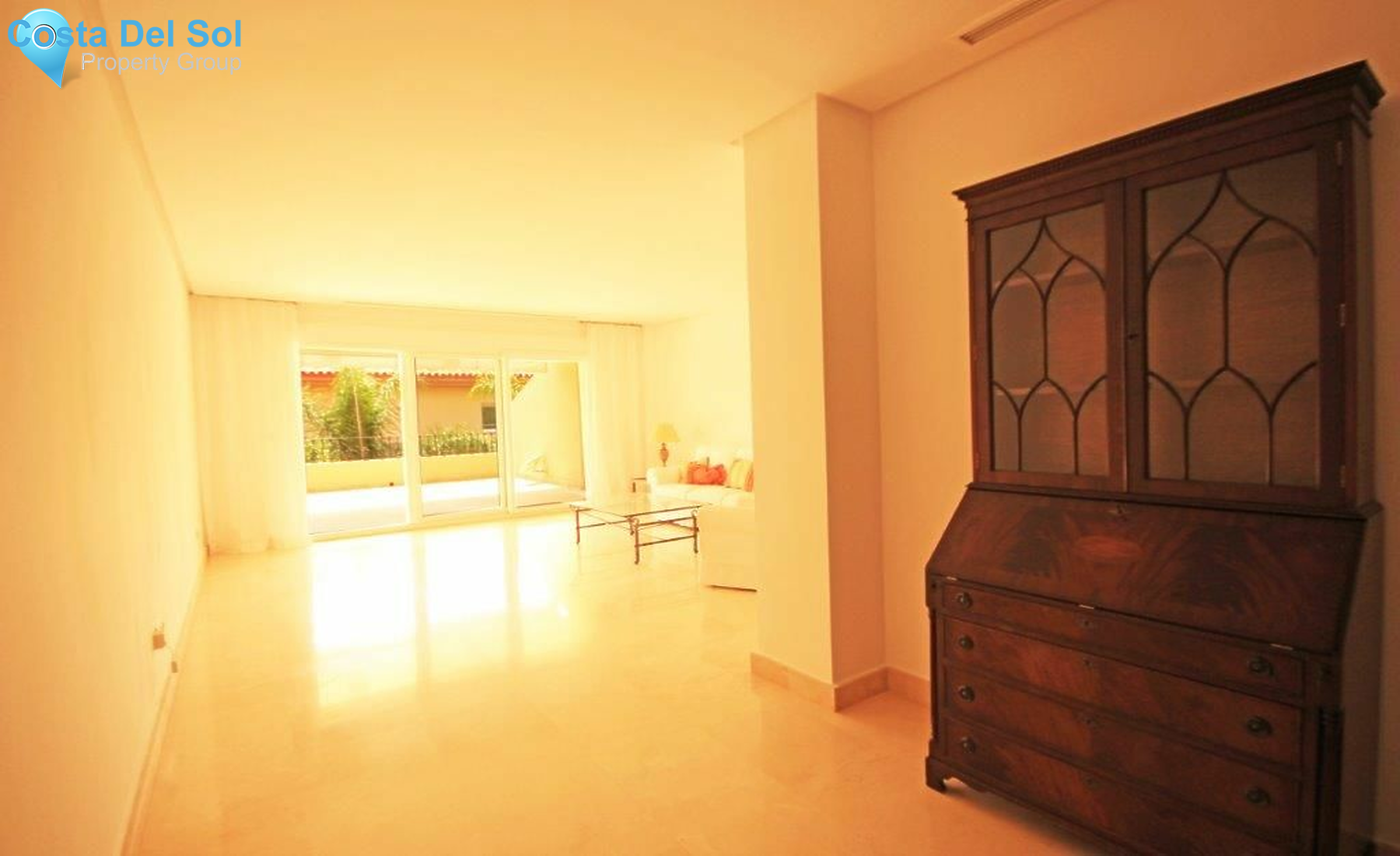 Middle Floor Apartment in Nueva Andalucía-1184771