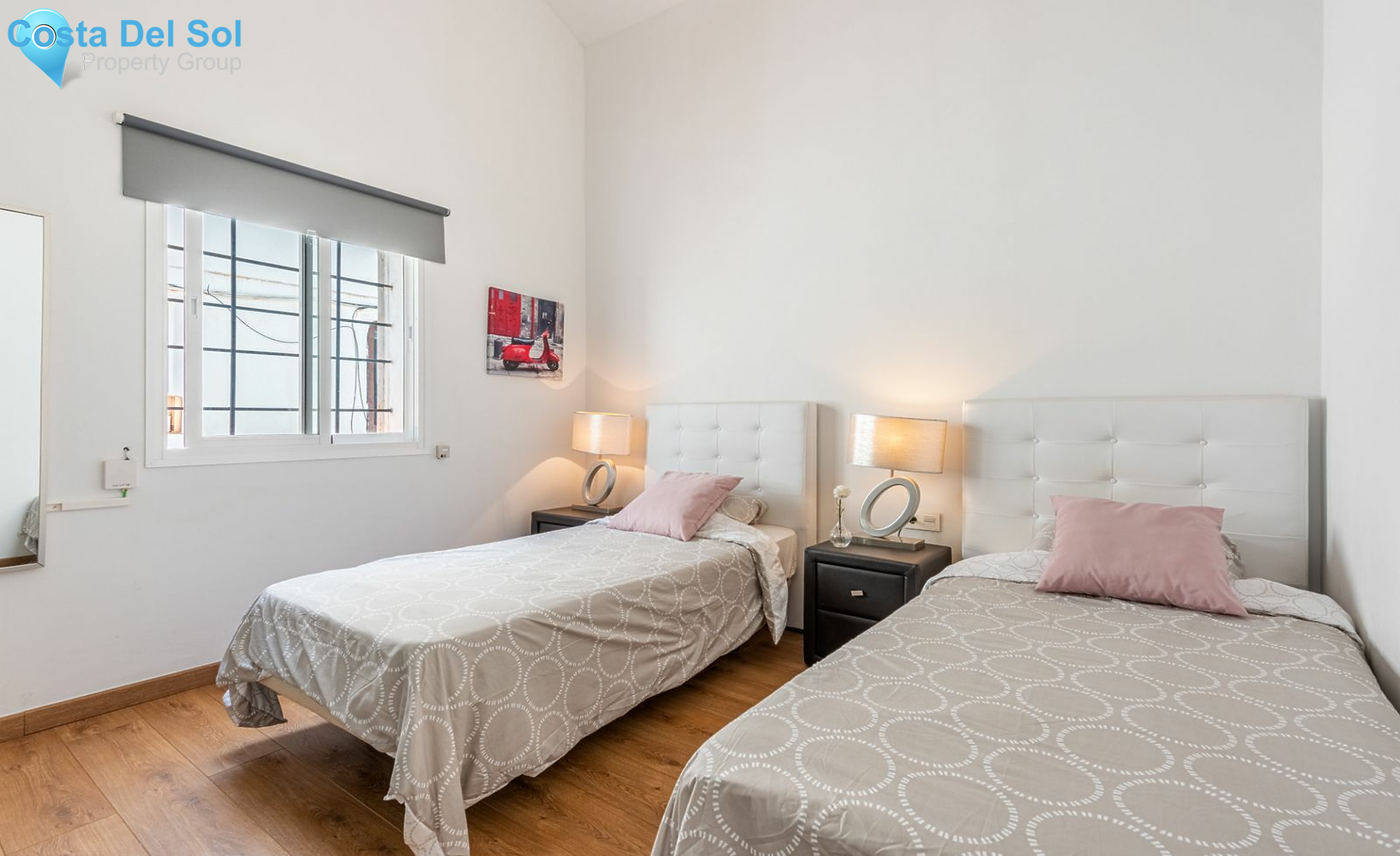 Middle Floor Apartment in Nueva Andalucía-1196712