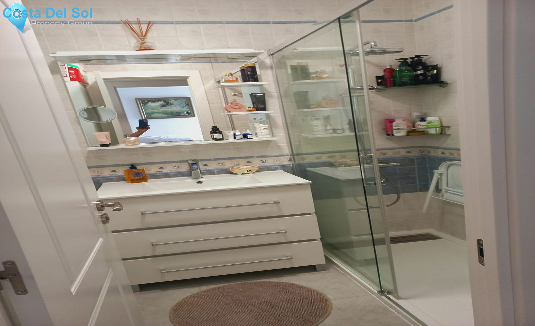 Middle Floor Apartment in Nueva Andalucía-1196967