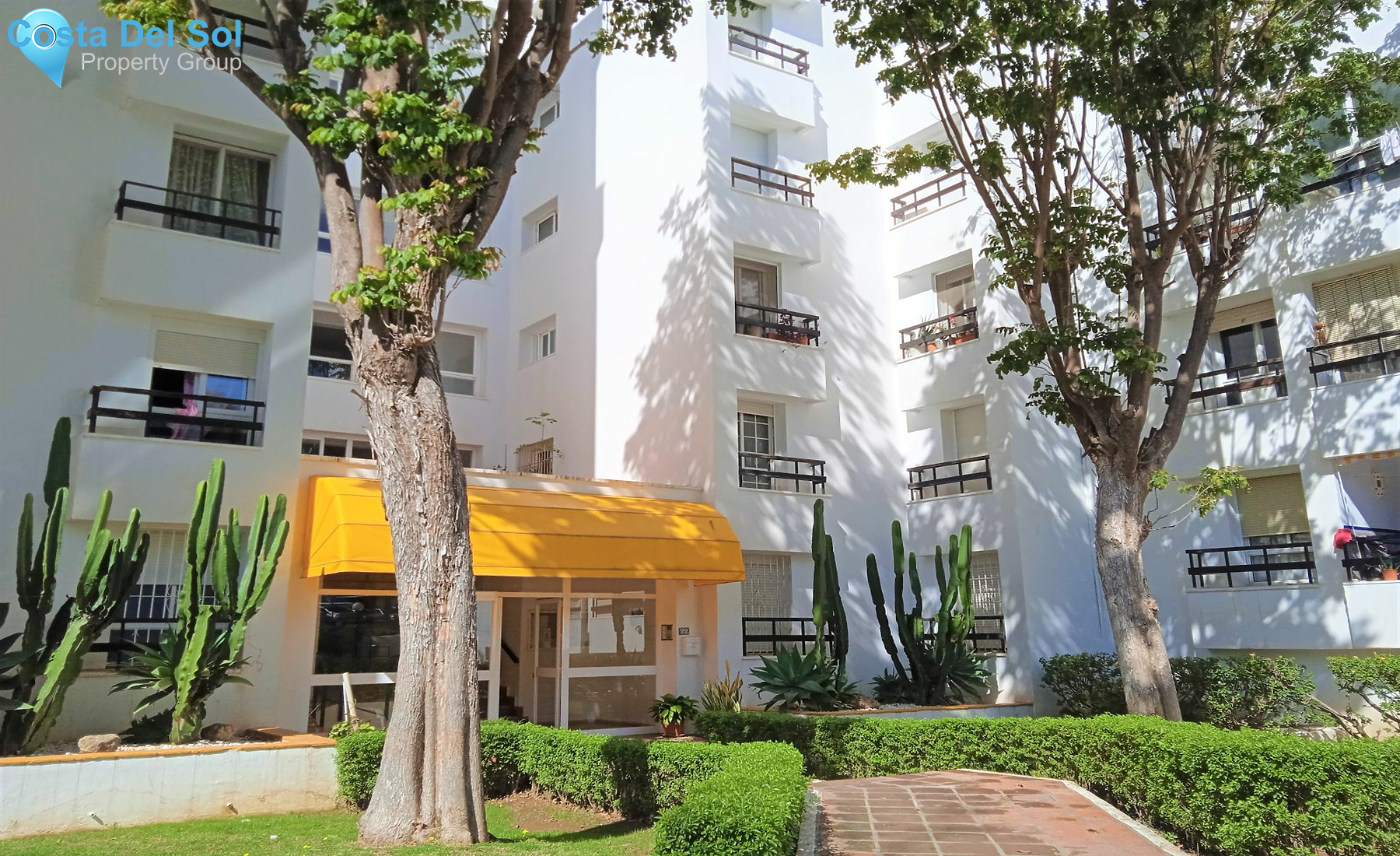 Middle Floor Apartment in Nueva Andalucía