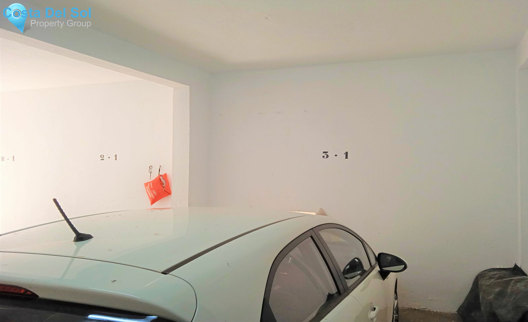 Middle Floor Apartment in Nueva Andalucía-1391348