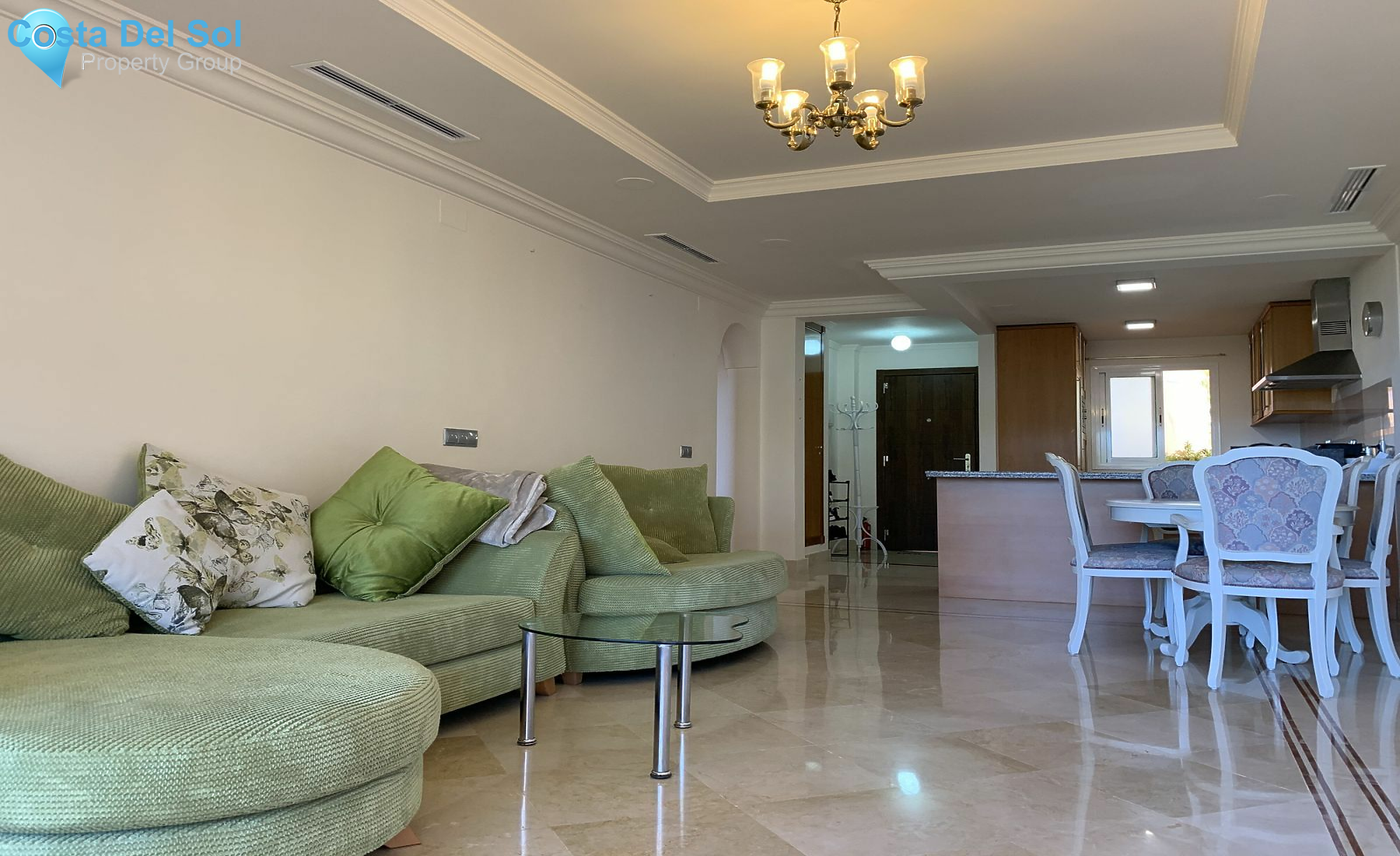 Middle Floor Apartment in Nueva Andalucía-1426655
