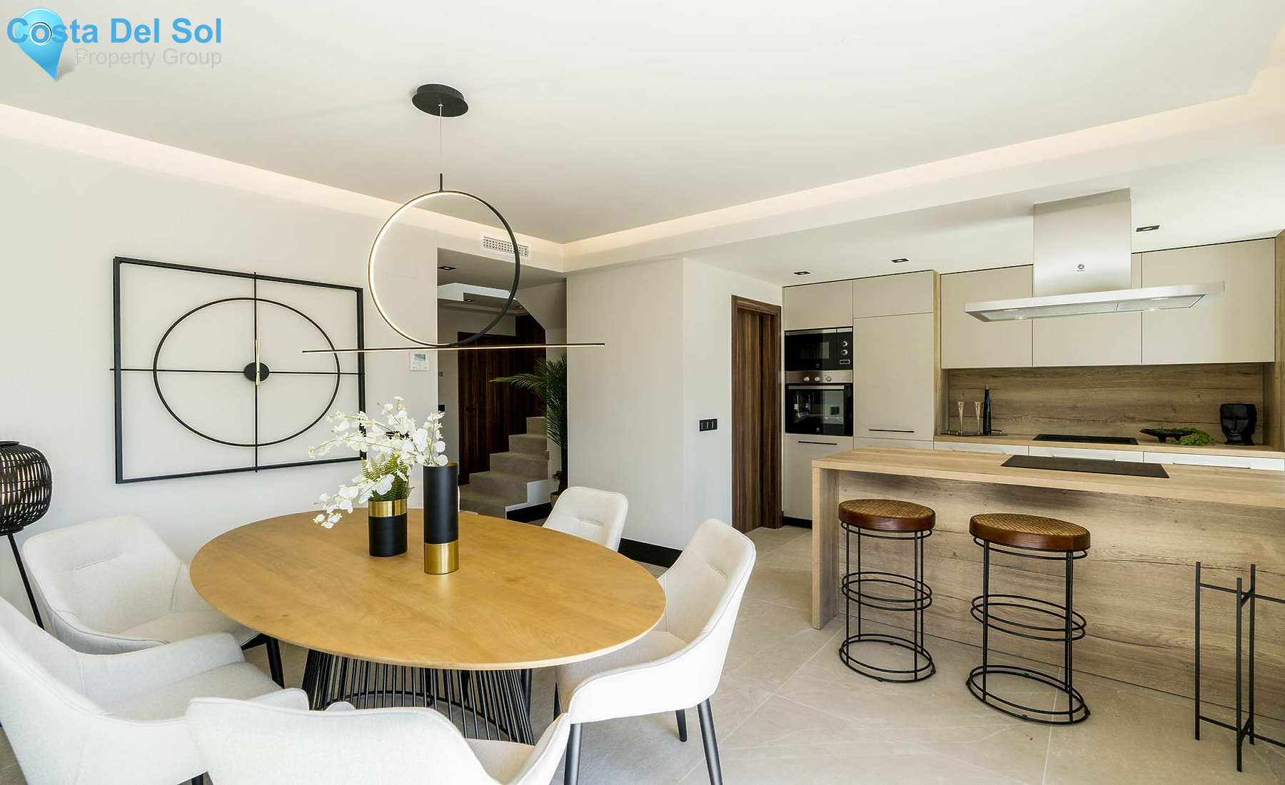 Middle Floor Apartment in Nueva Andalucía-1441615