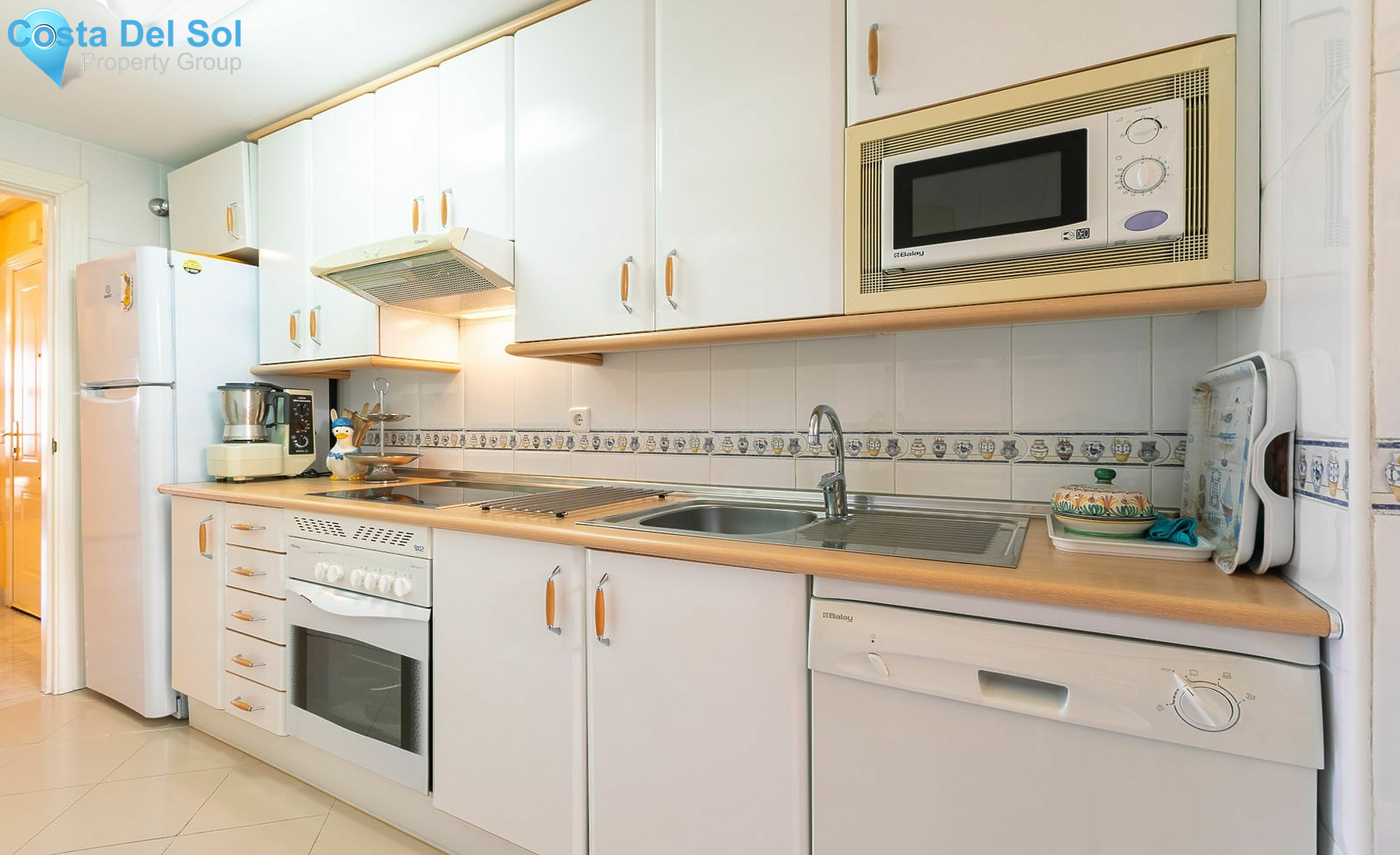 Middle Floor Apartment in Nueva Andalucía-1442175