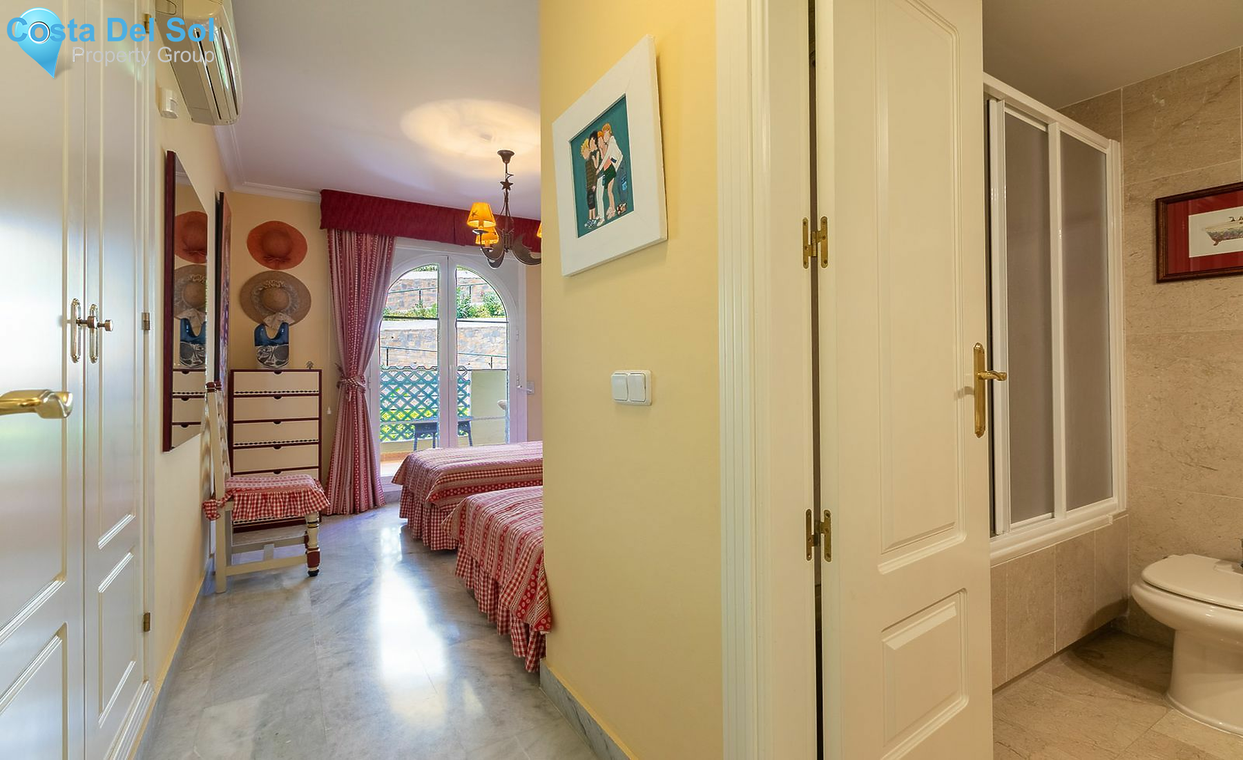 Middle Floor Apartment in Nueva Andalucía-1442177