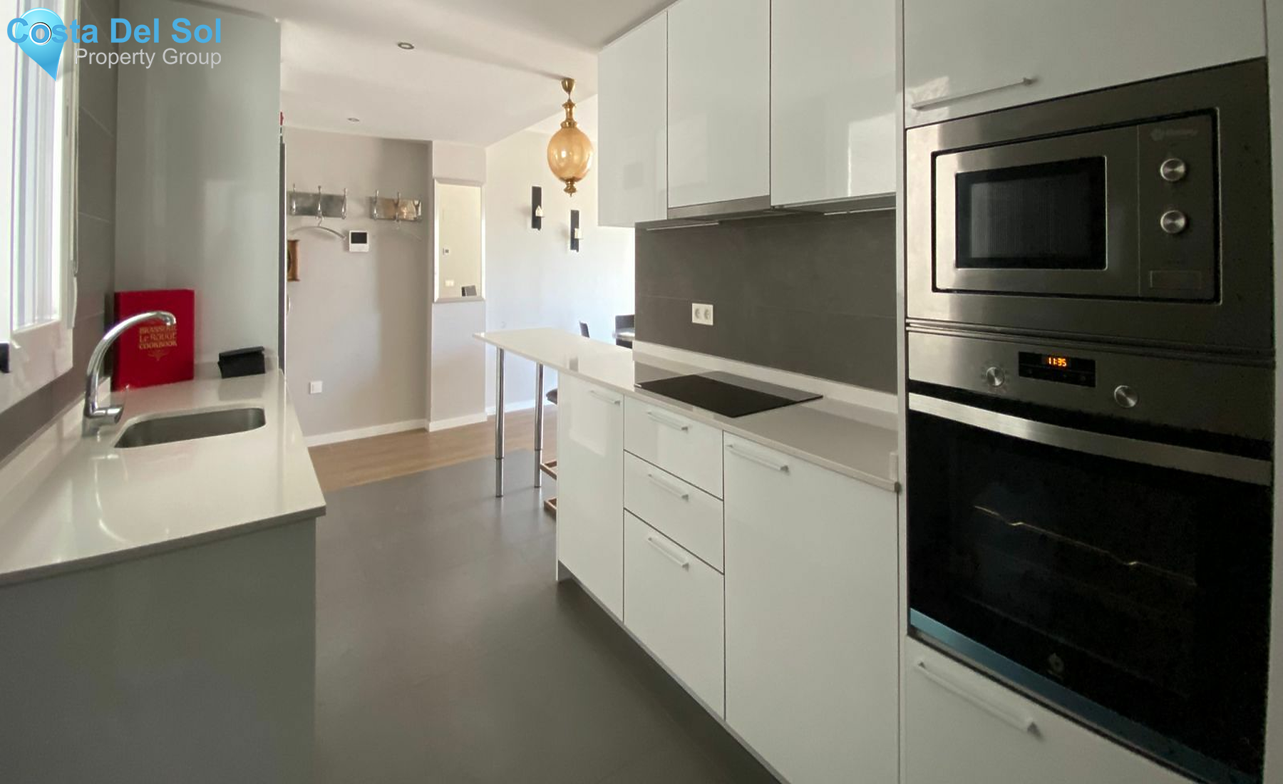 Middle Floor Apartment in Nueva Andalucía-1443450