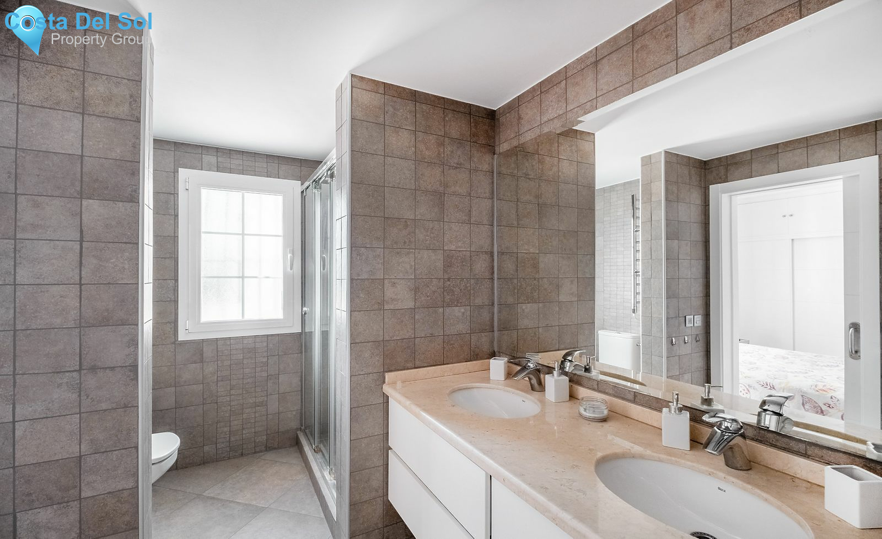 Middle Floor Apartment in Nueva Andalucía-1465125