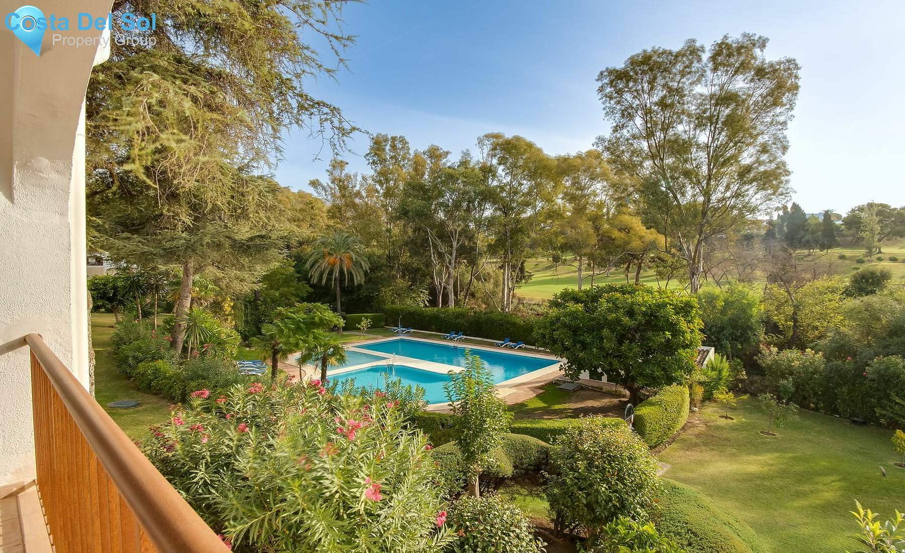 Middle Floor Apartment in Nueva Andalucía-1465330