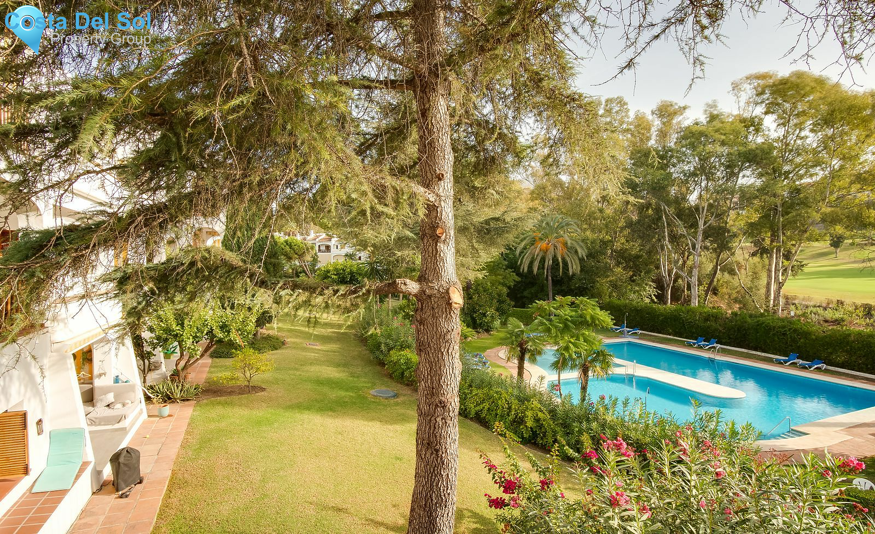 Middle Floor Apartment in Nueva Andalucía-1465348