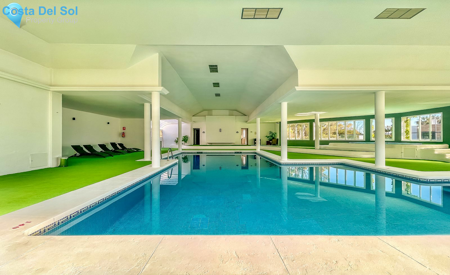 Middle Floor Apartment in Nueva Andalucía-1465334