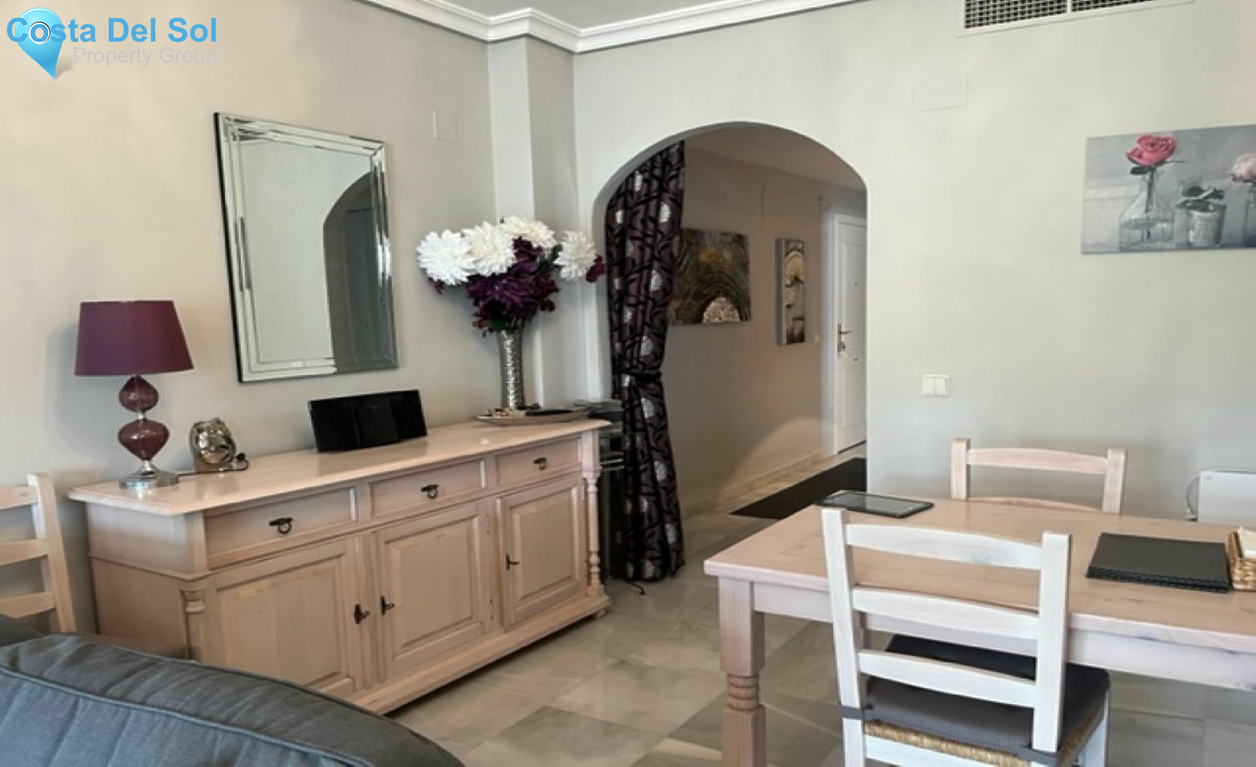 Middle Floor Apartment in Nueva Andalucía-1467006