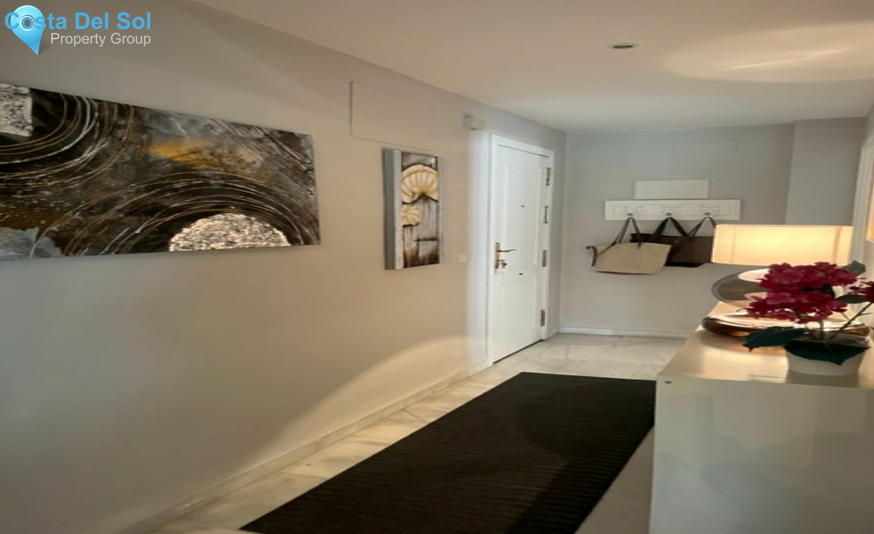 Middle Floor Apartment in Nueva Andalucía-1467012