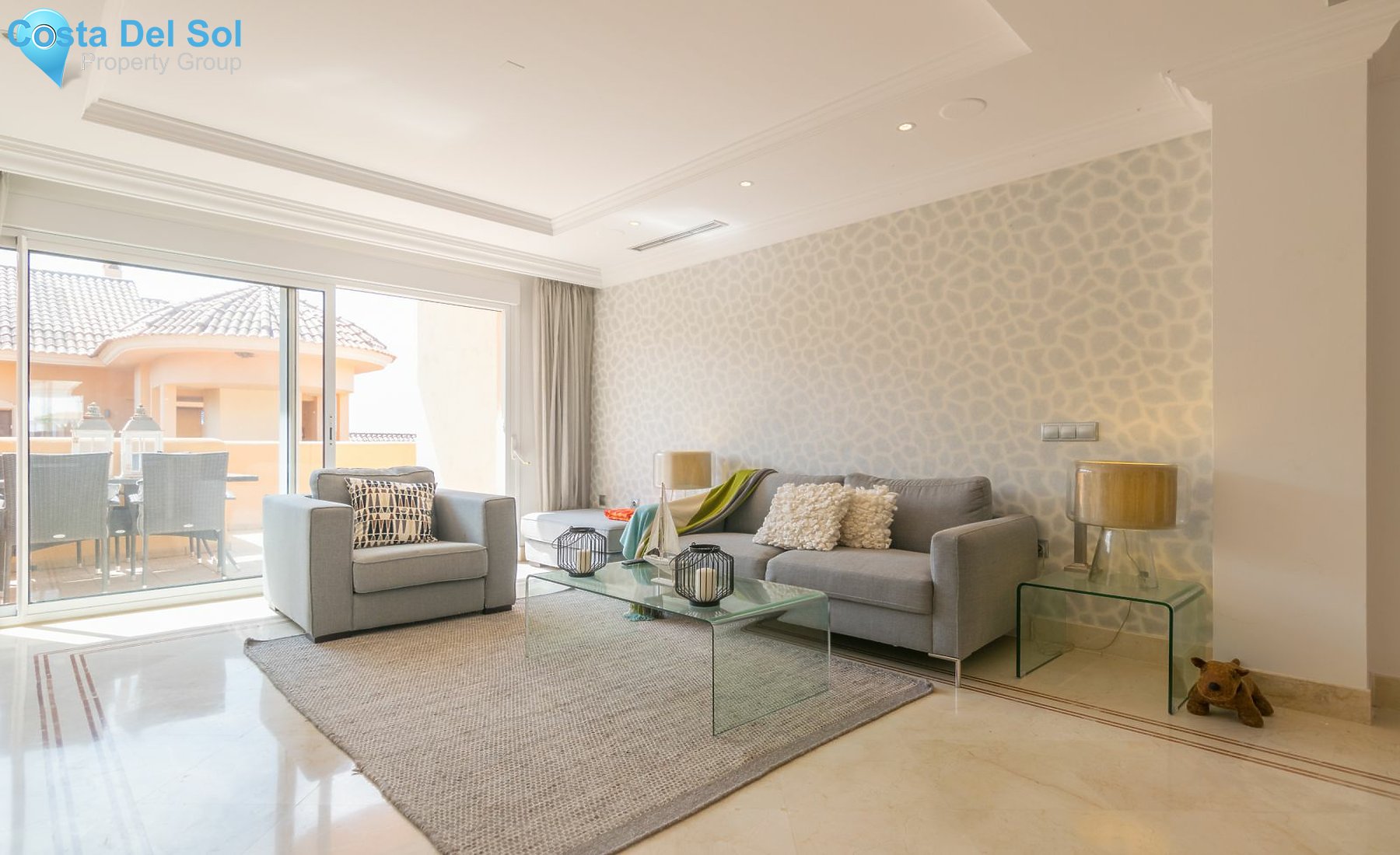 Middle Floor Apartment in Nueva Andalucía-1472006