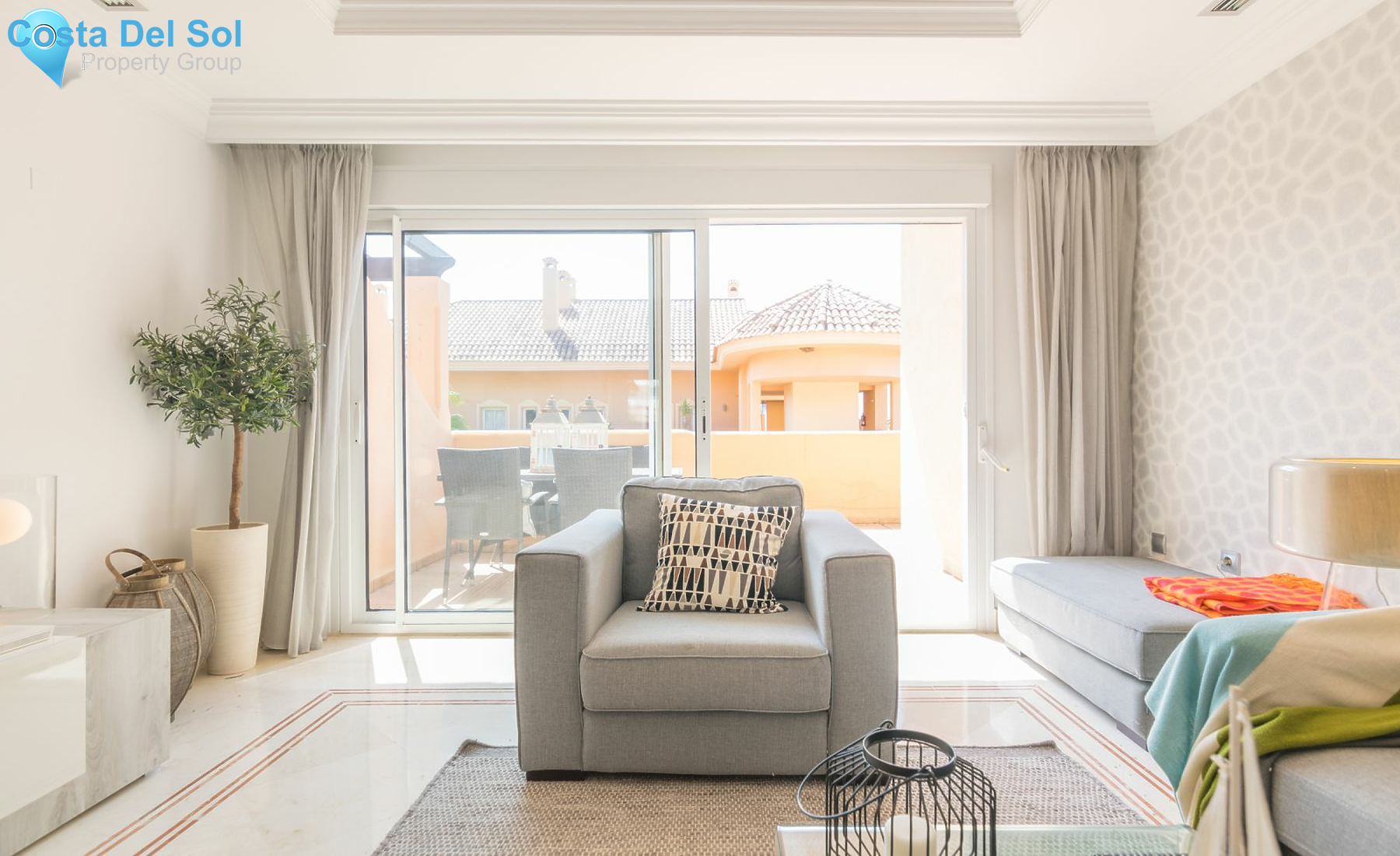 Middle Floor Apartment in Nueva Andalucía-1472016