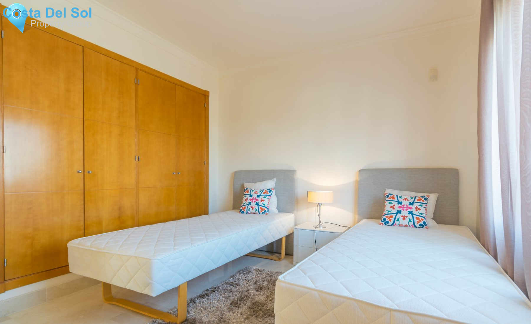 Middle Floor Apartment in Nueva Andalucía-1472017