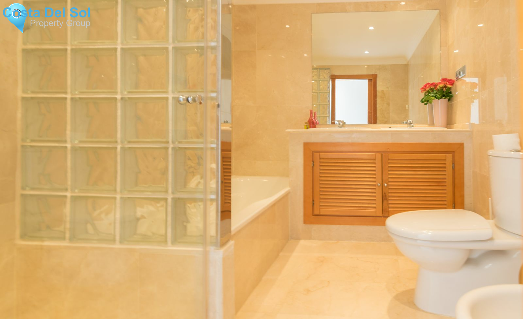 Middle Floor Apartment in Nueva Andalucía-1472022
