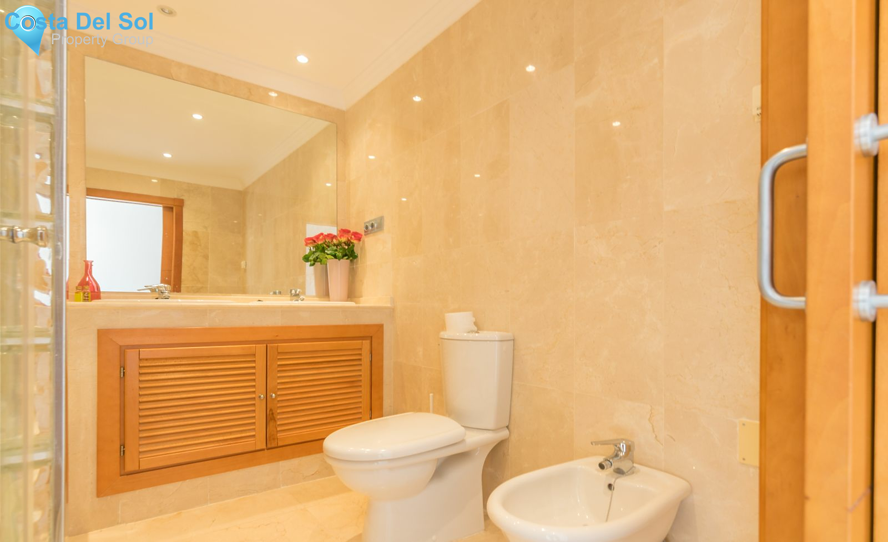 Middle Floor Apartment in Nueva Andalucía-1472023