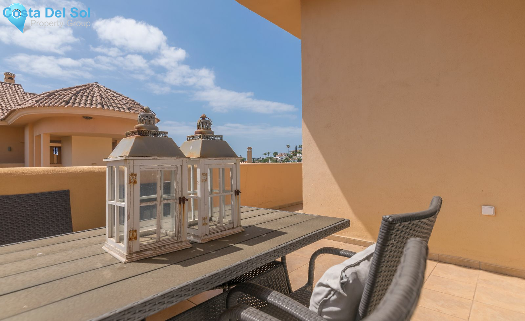 Middle Floor Apartment in Nueva Andalucía-1472024