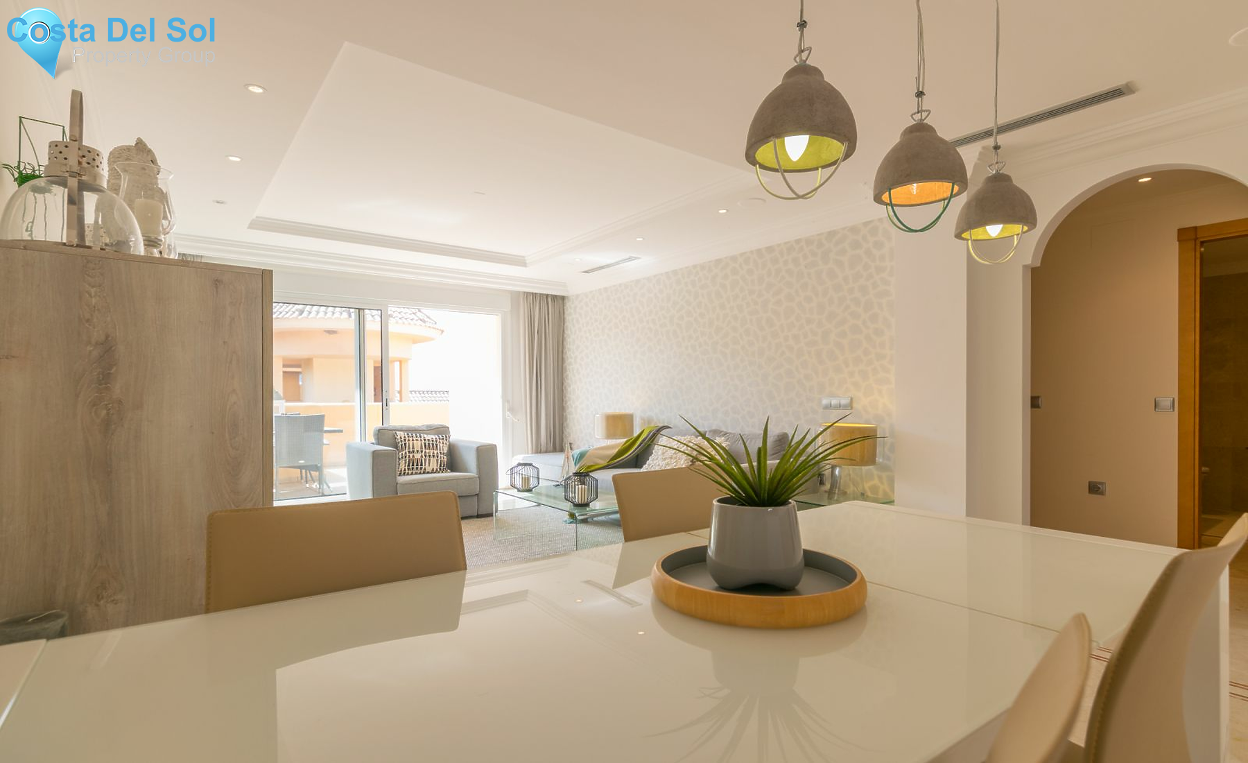 Middle Floor Apartment in Nueva Andalucía-1472010