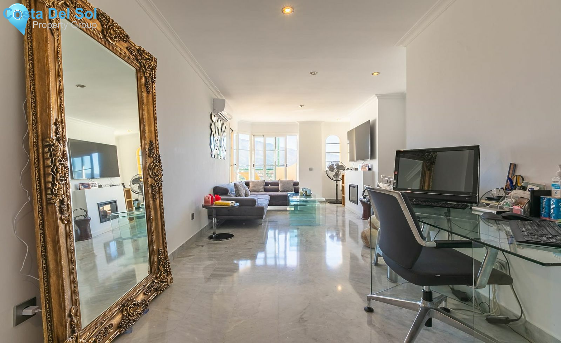 Middle Floor Apartment in Nueva Andalucía-1480735