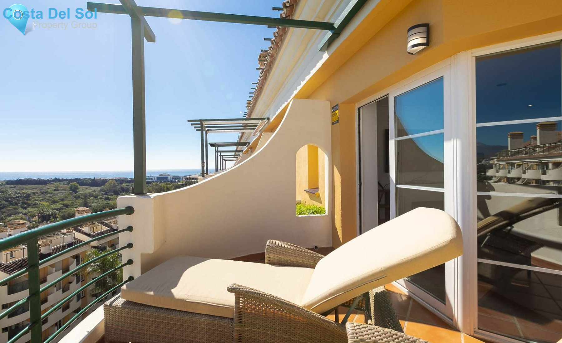 Middle Floor Apartment in Nueva Andalucía-1480739